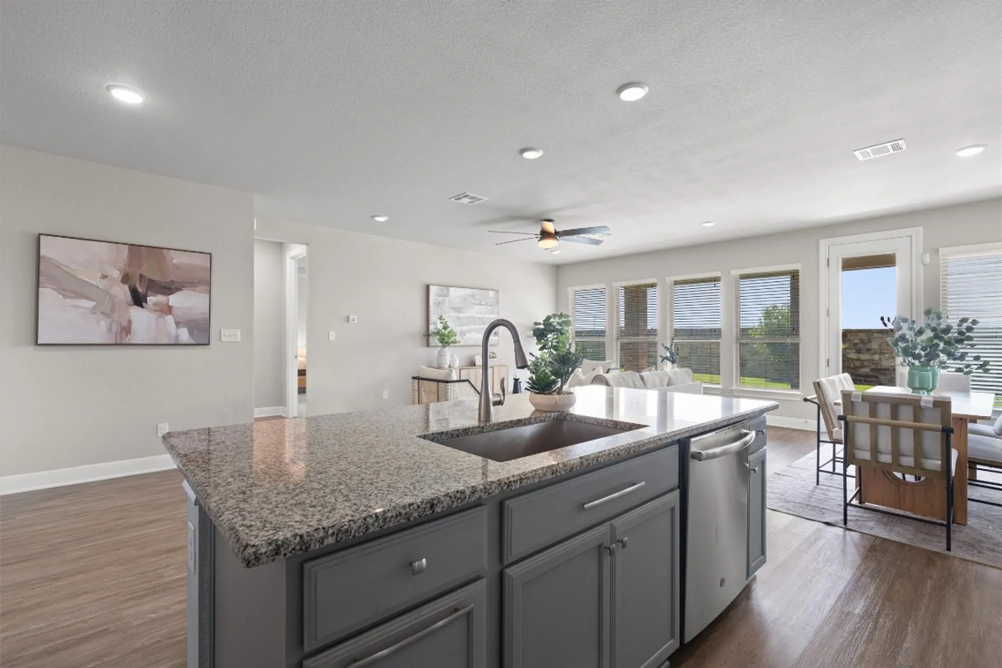 Property Slideshow image 18 of 39 | 3241 aurelia ln, Round Rock, TX, 78665