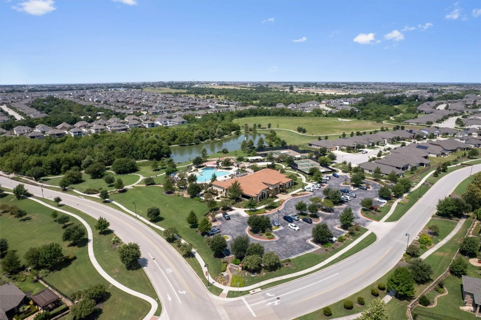 Property Slideshow image 35 of 39 | 3241 aurelia ln, Round Rock, TX, 78665