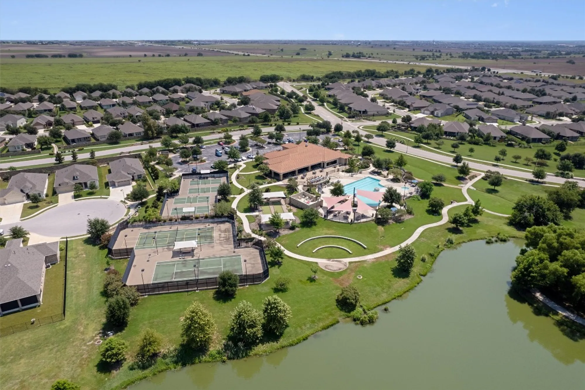 Property Slideshow image 36 of 39 | 3241 aurelia ln, Round Rock, TX, 78665