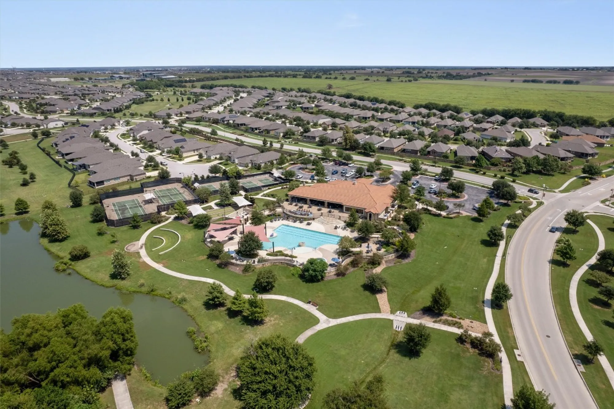 Property Slideshow image 37 of 39 | 3241 aurelia ln, Round Rock, TX, 78665