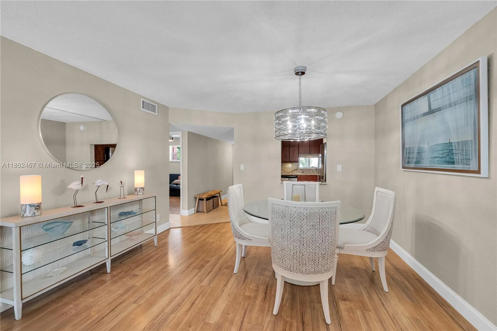 Property Slideshow image 9 of 20 | 9320 s hollybrook lake dr 203, Pembroke Pines, FL, 33025