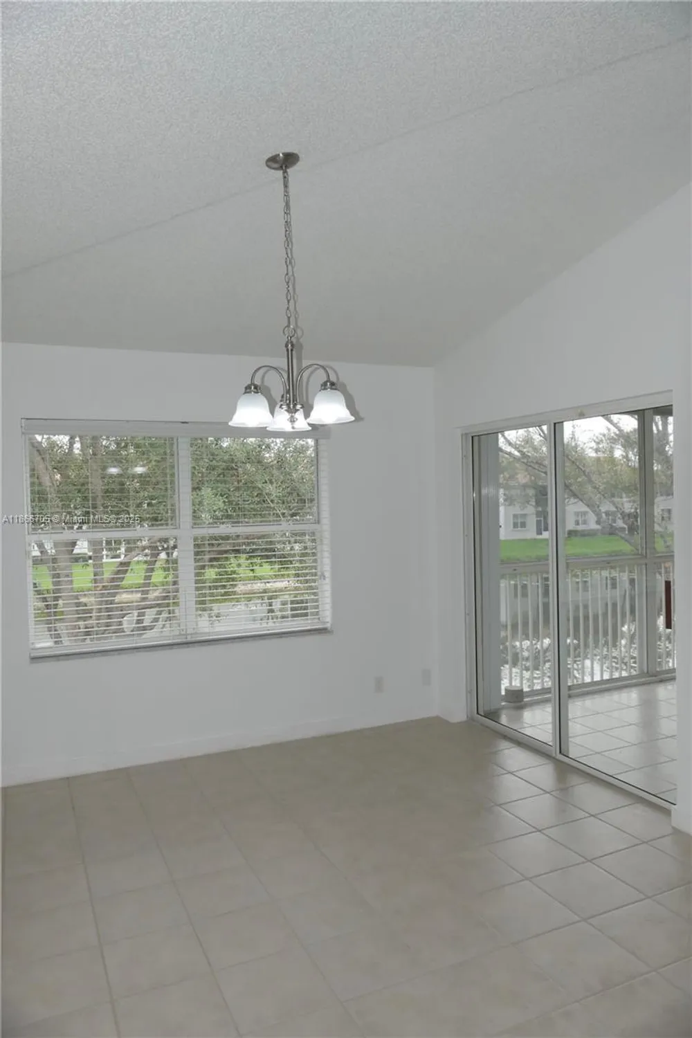 Property Slideshow image 12 of 15 | 7887 laina ln apt 3, Boynton Beach, FL, 33437