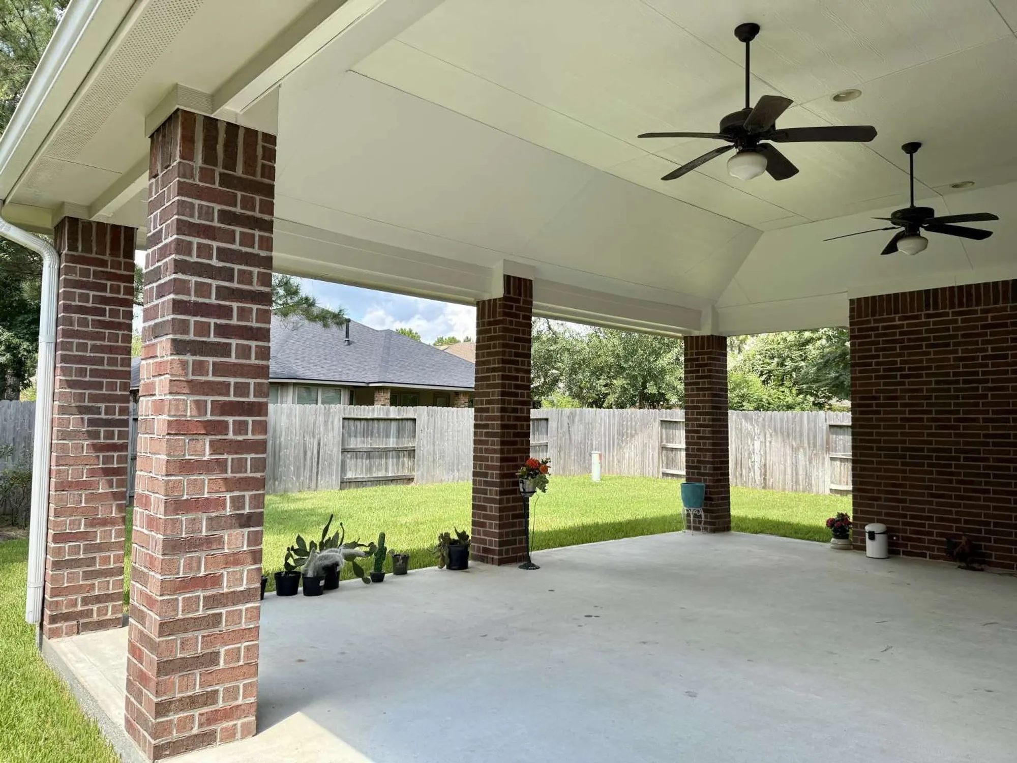 Property Slideshow image 29 of 38 | 118 bellardia ct, Montgomery, TX, 77316