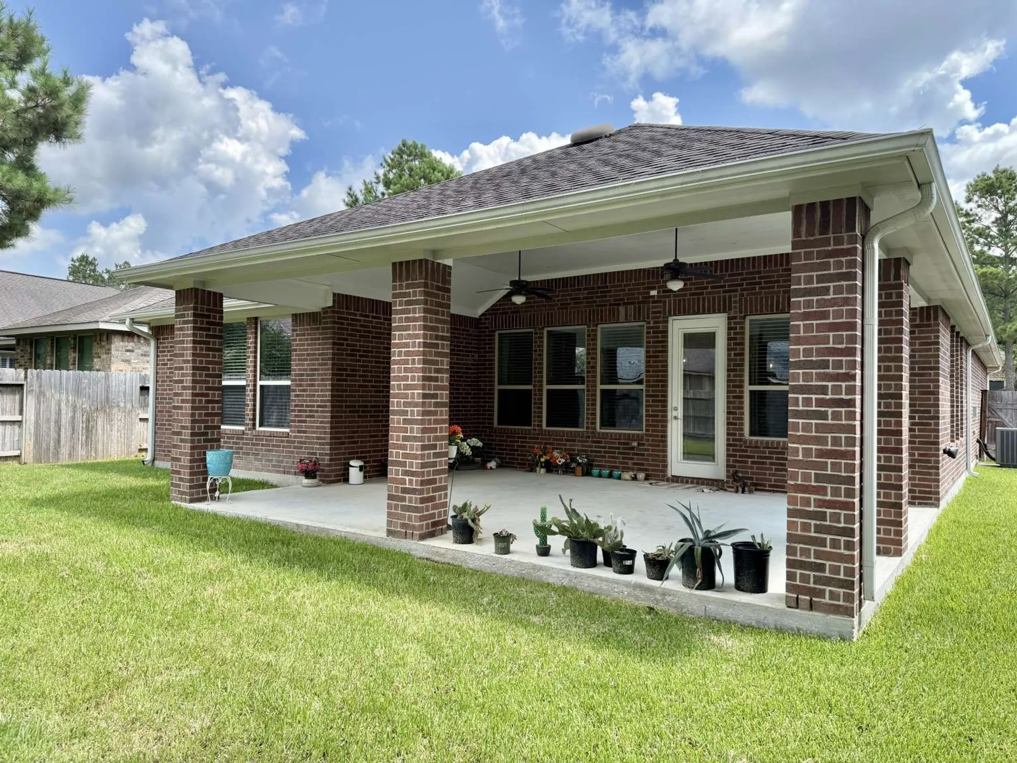 Property Slideshow image 30 of 38 | 118 bellardia ct, Montgomery, TX, 77316