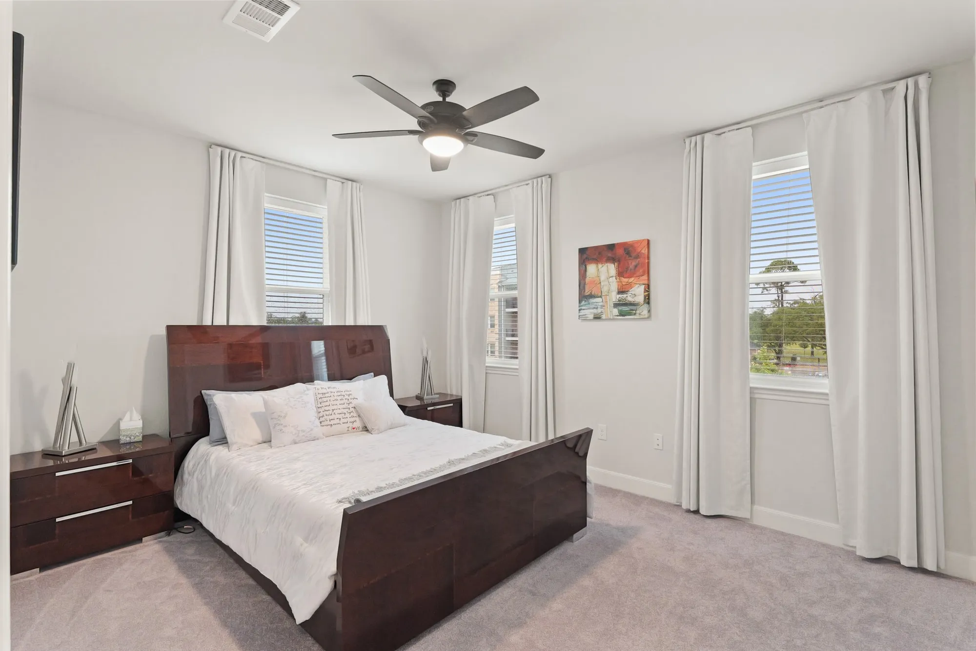 Property Slideshow image 14 of 32 | 6804 westview dr apt 1307, Houston, TX, 77055