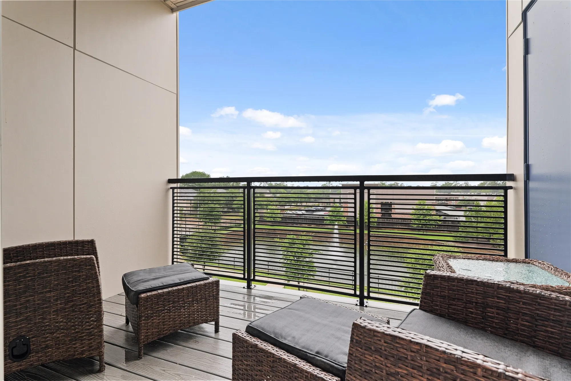 Property Slideshow image 17 of 32 | 6804 westview dr apt 1307, Houston, TX, 77055