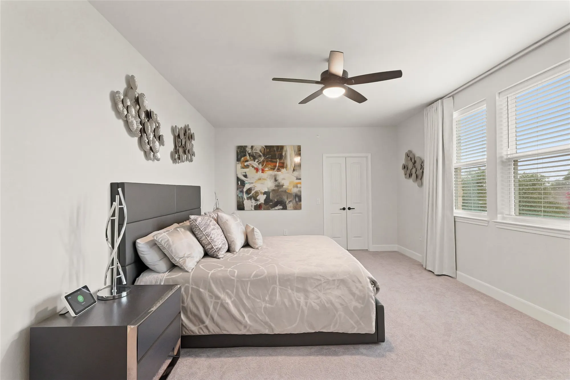 Property Slideshow image 10 of 32 | 6804 westview dr apt 1307, Houston, TX, 77055