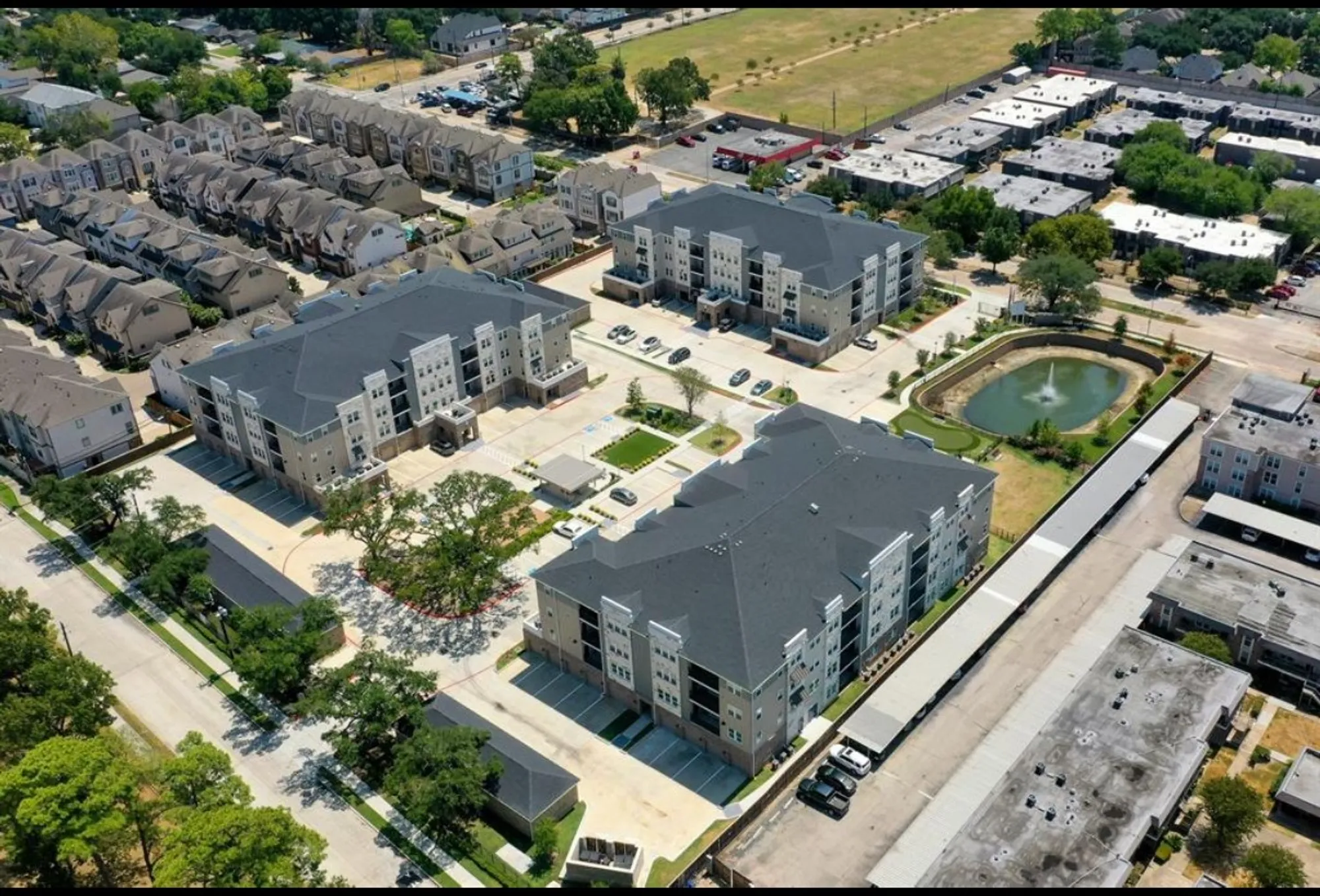 Property Slideshow image 29 of 32 | 6804 westview dr apt 1307, Houston, TX, 77055