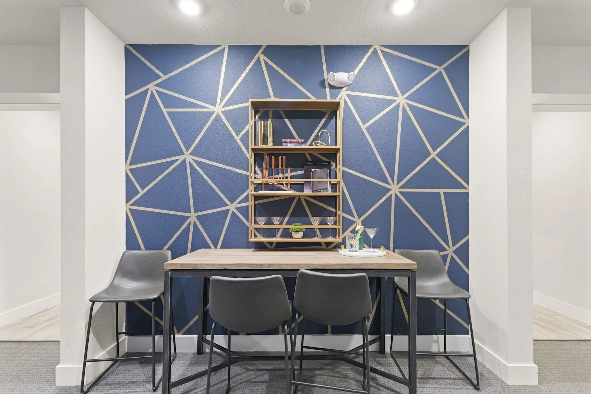 Property Slideshow image 23 of 32 | 6804 westview dr apt 1307, Houston, TX, 77055