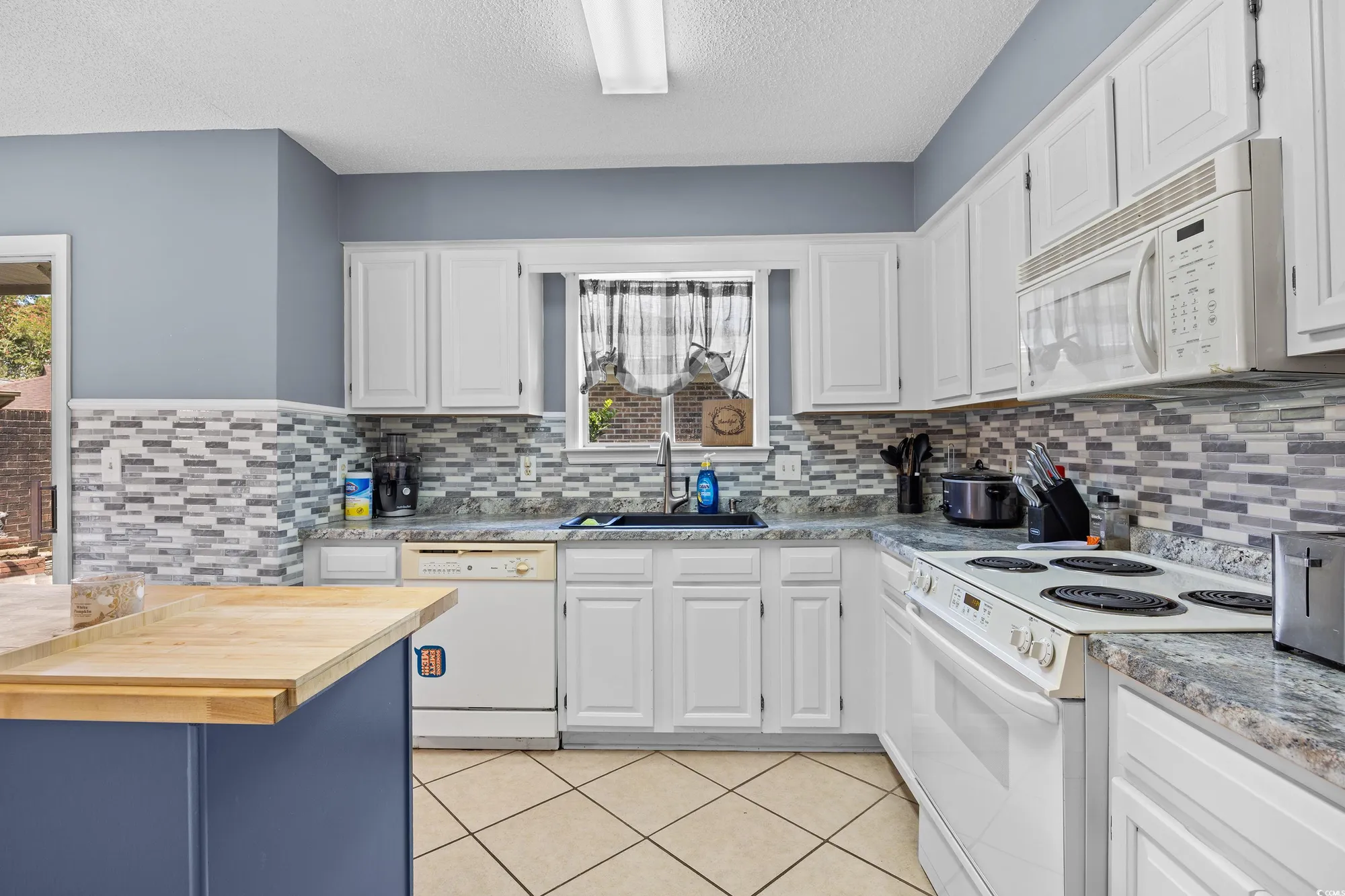 Property Slideshow image 18 of 40 | 114 turnberry ct, Myrtle Beach, SC, 29588