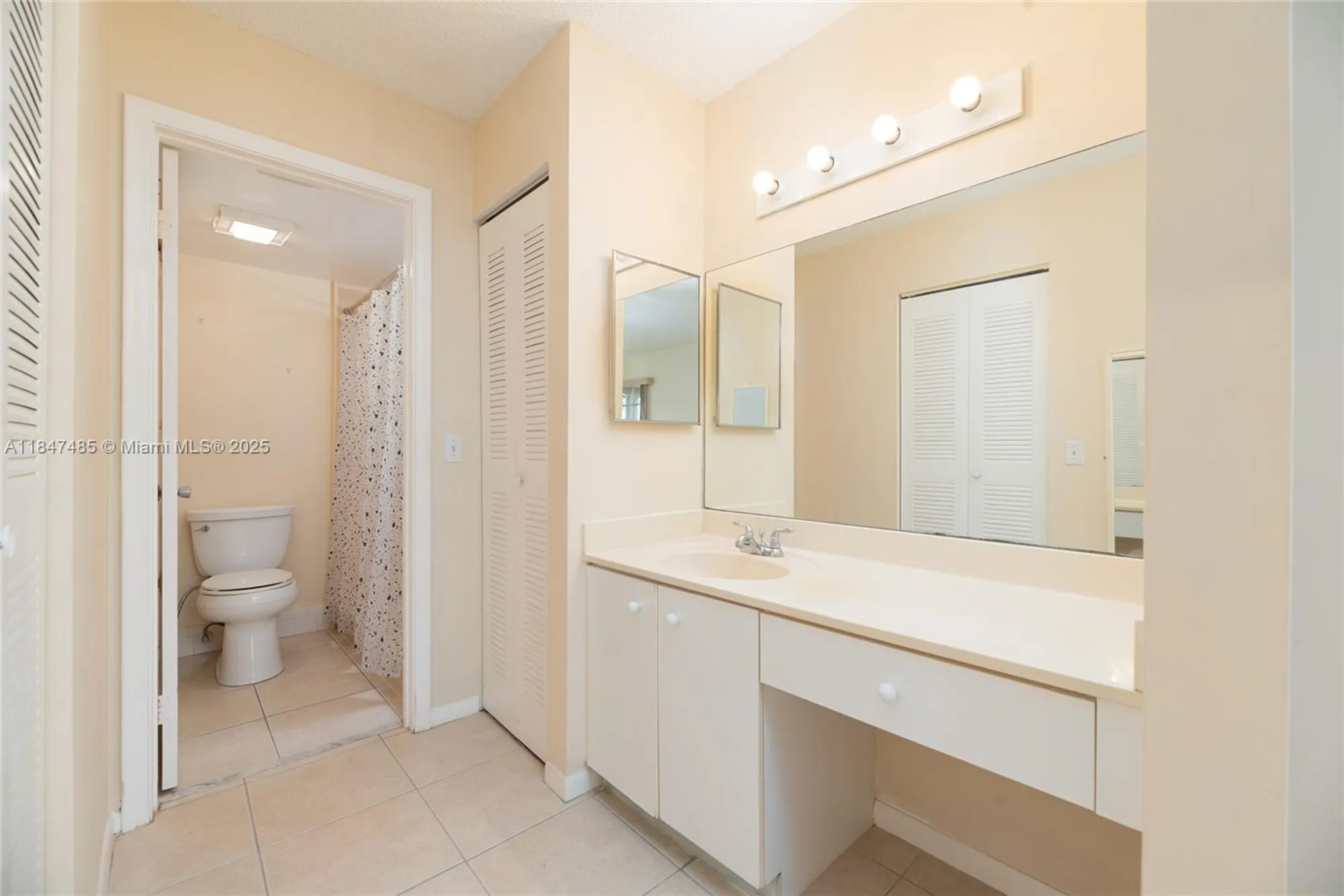 Property Slideshow image 14 of 21 | 13000 sw 15th ct 206u, Pembroke Pines, FL, 33027