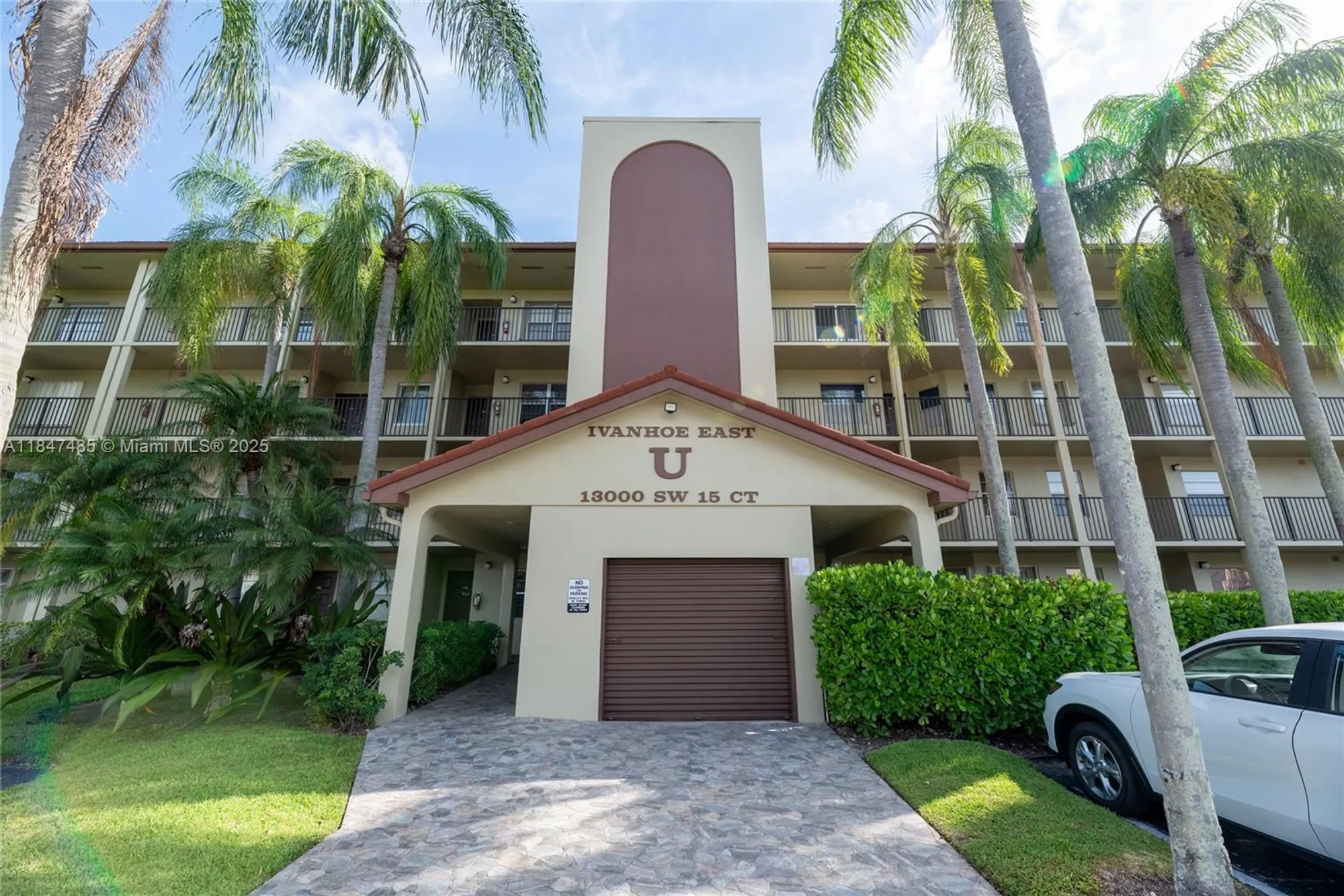 Property Slideshow image 1 of 21 | 13000 sw 15th ct 206u, Pembroke Pines, FL, 33027