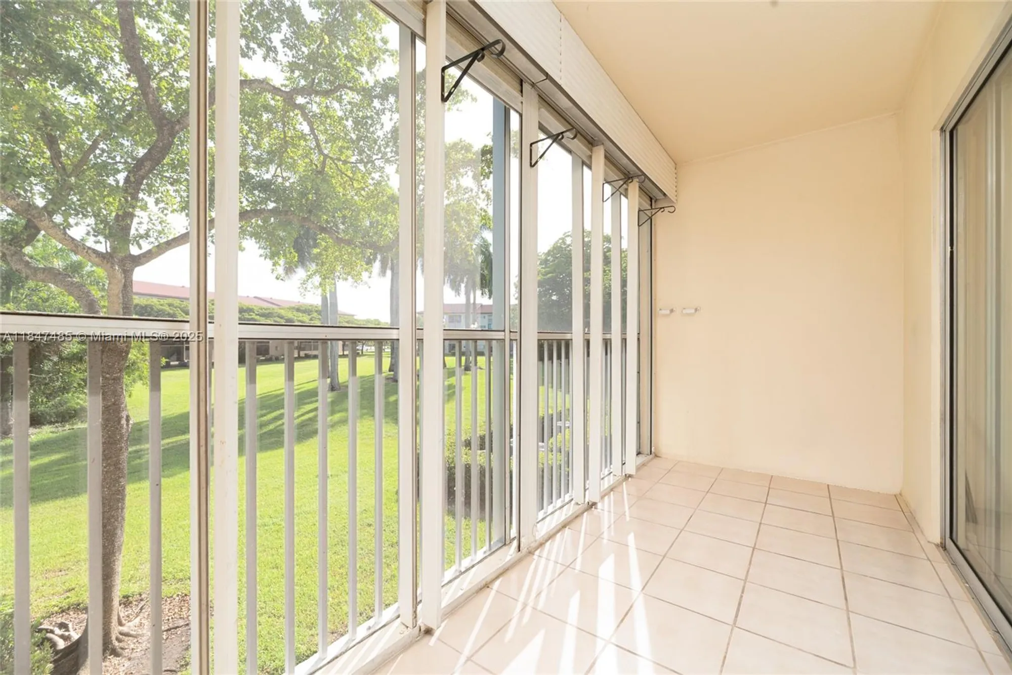 Property Slideshow image 21 of 21 | 13000 sw 15th ct 206u, Pembroke Pines, FL, 33027