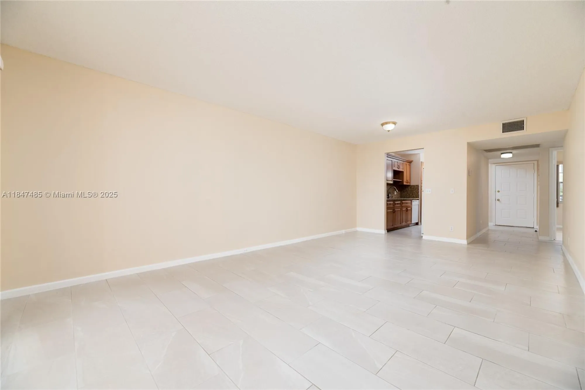 Property Slideshow image 7 of 21 | 13000 sw 15th ct 206u, Pembroke Pines, FL, 33027