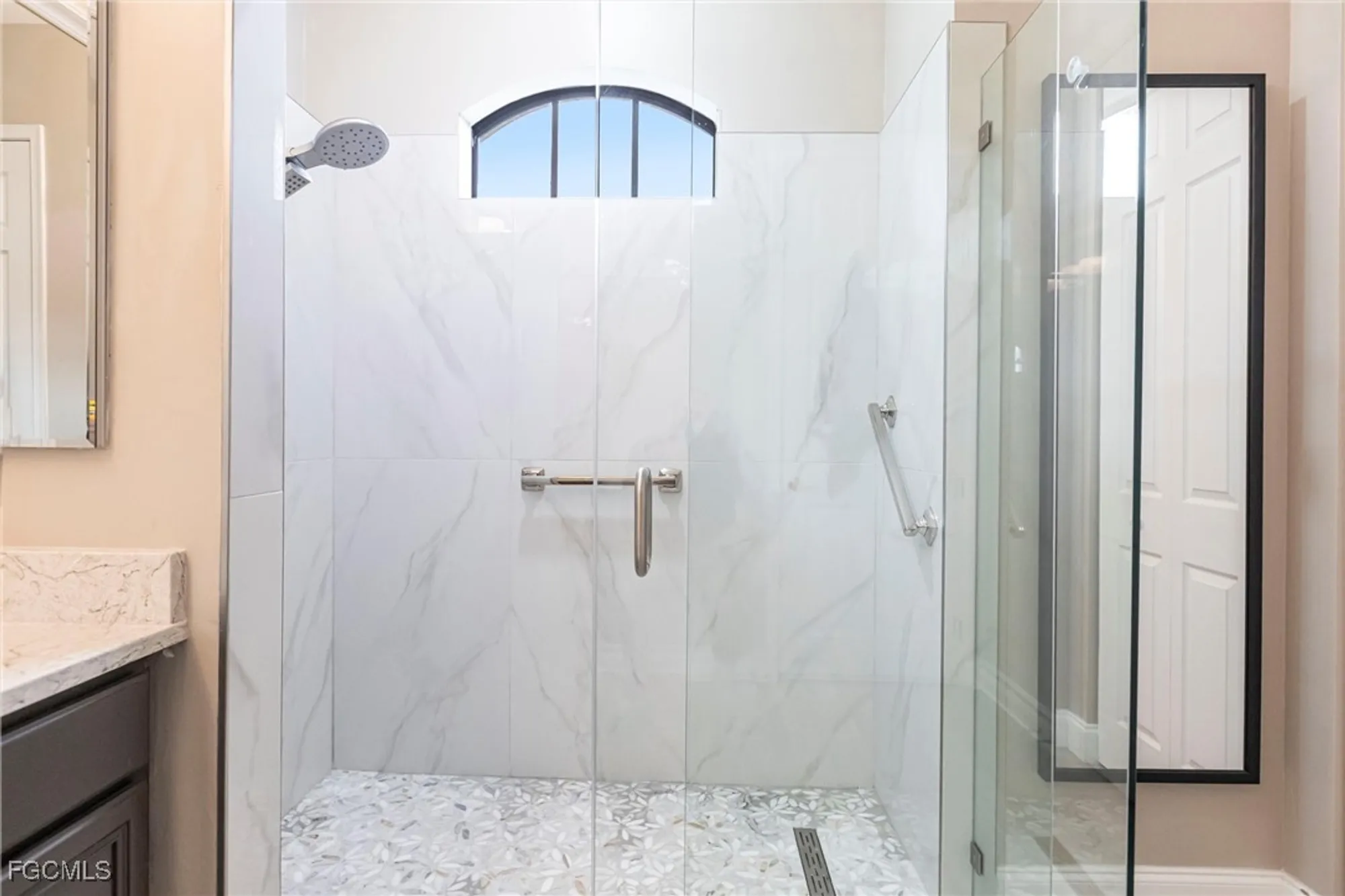 Property Slideshow image 24 of 49 | 3360 shady bnd, Fort Myers, FL, 33905