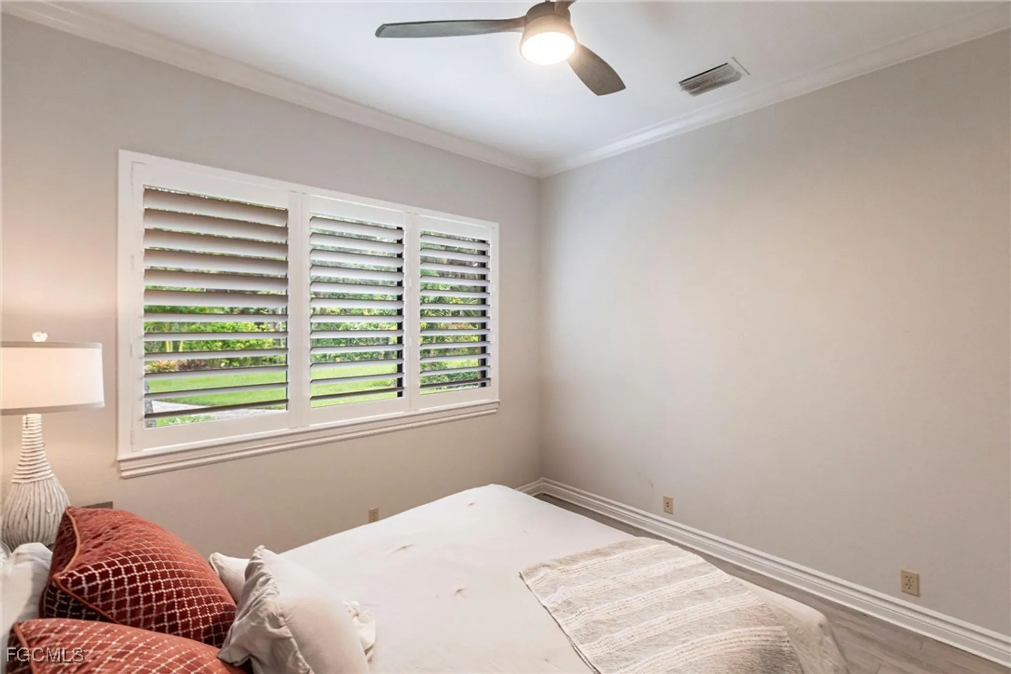 Property Slideshow image 27 of 49 | 3360 shady bnd, Fort Myers, FL, 33905