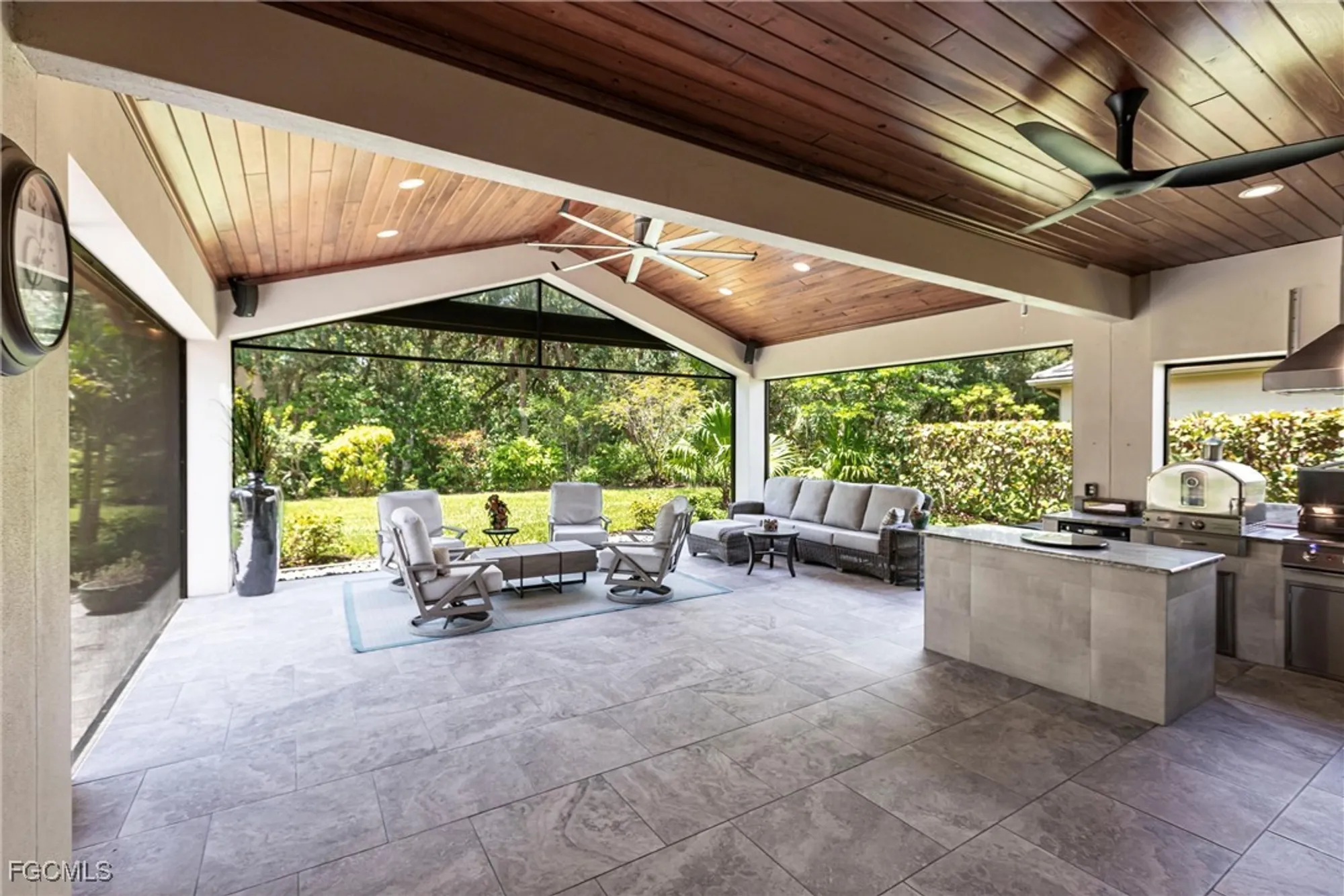 Property Slideshow image 35 of 49 | 3360 shady bnd, Fort Myers, FL, 33905