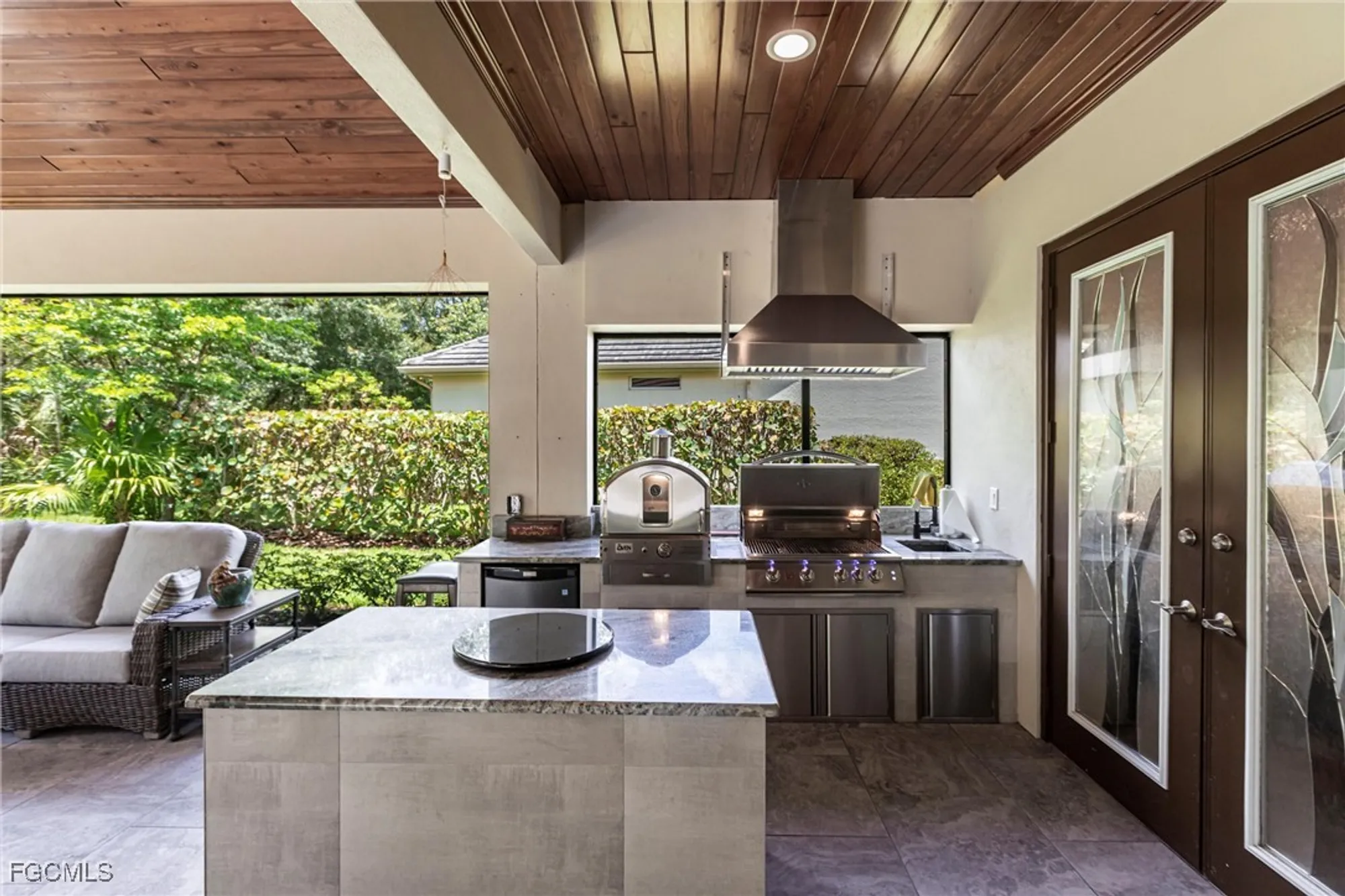 Property Slideshow image 39 of 49 | 3360 shady bnd, Fort Myers, FL, 33905