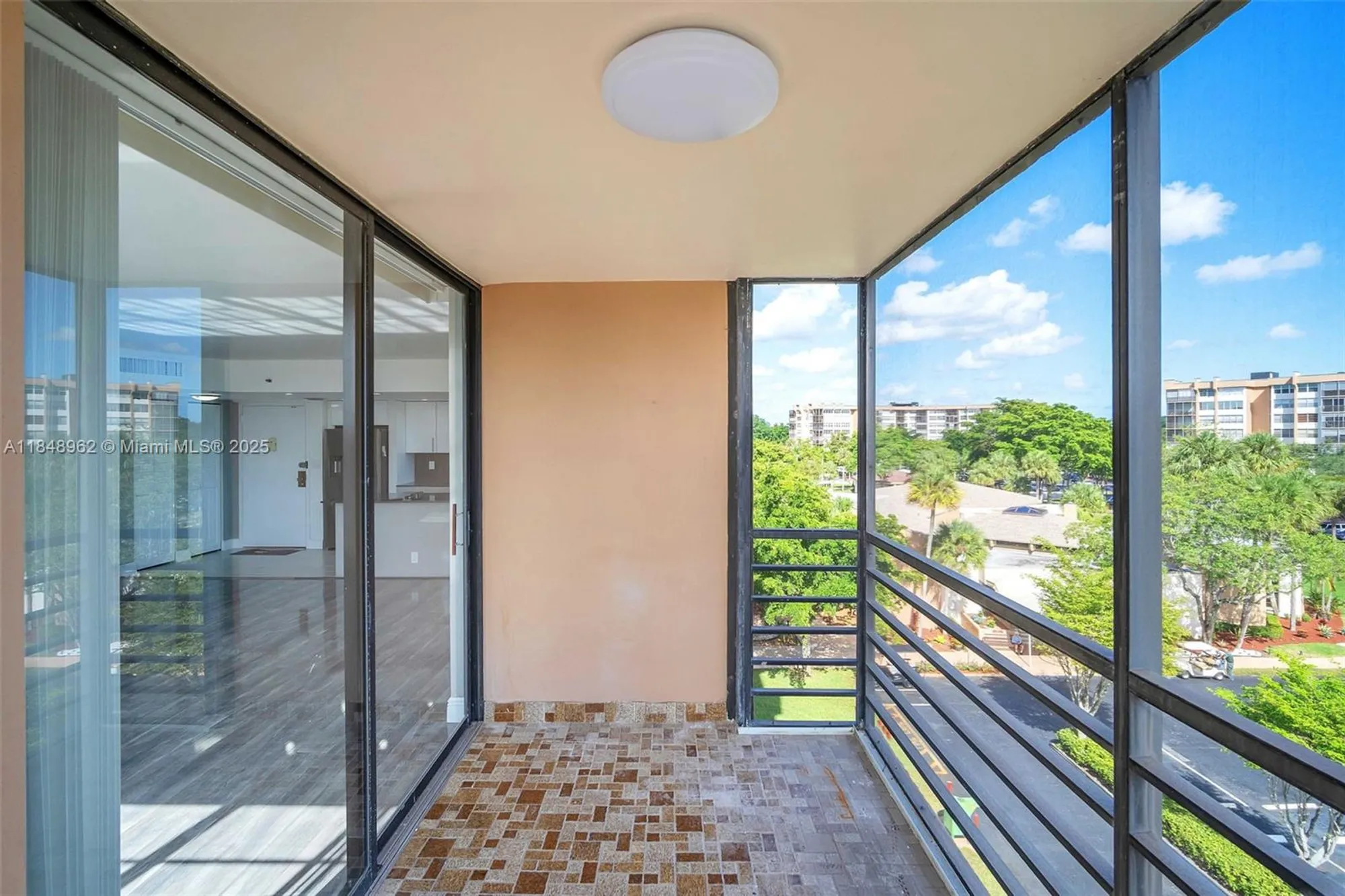Property Slideshow image 17 of 28 | 1000 saint charles pl apt 512, Pembroke Pines, FL, 33026