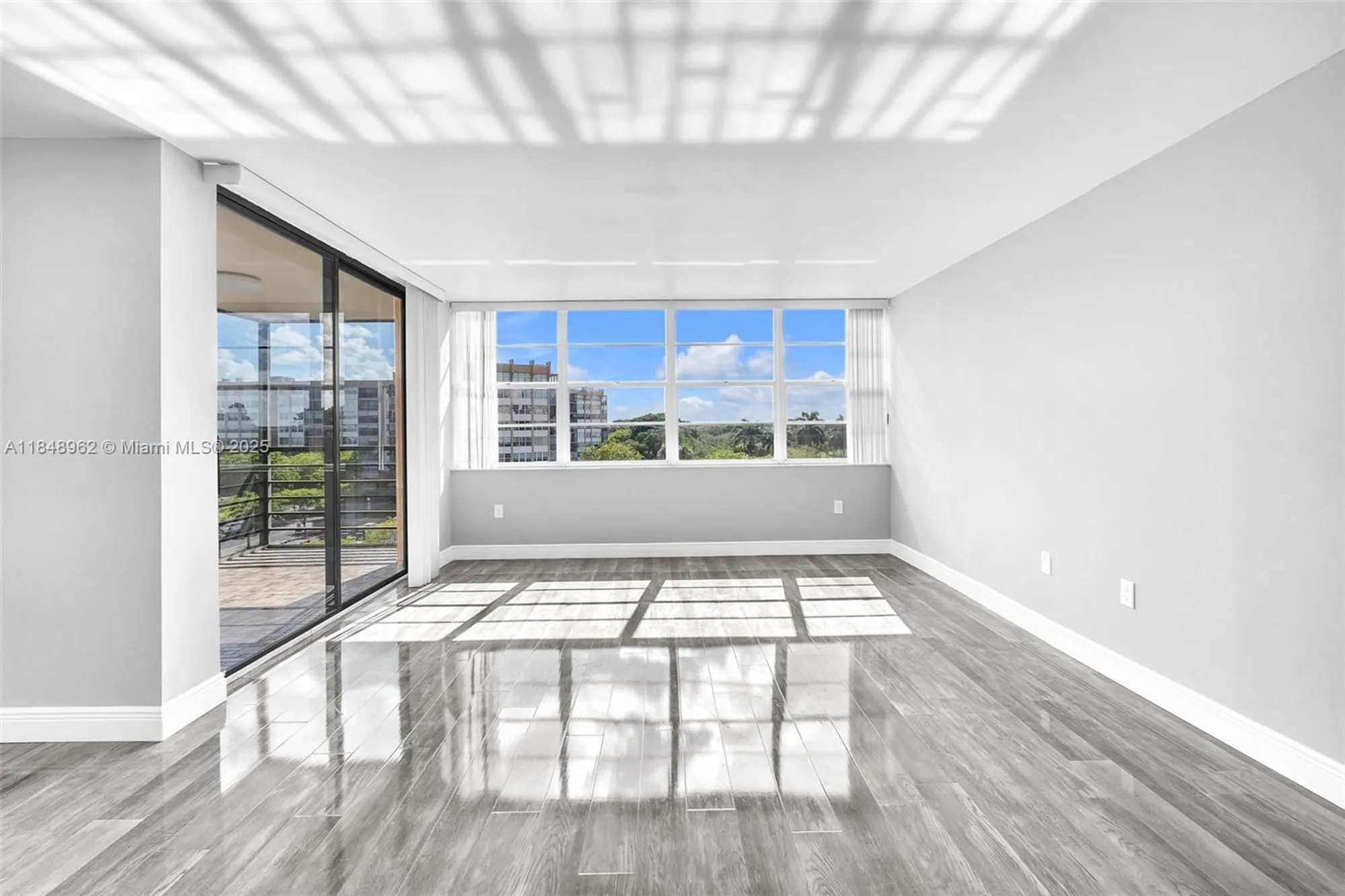 Property Slideshow image 7 of 28 | 1000 saint charles pl apt 512, Pembroke Pines, FL, 33026