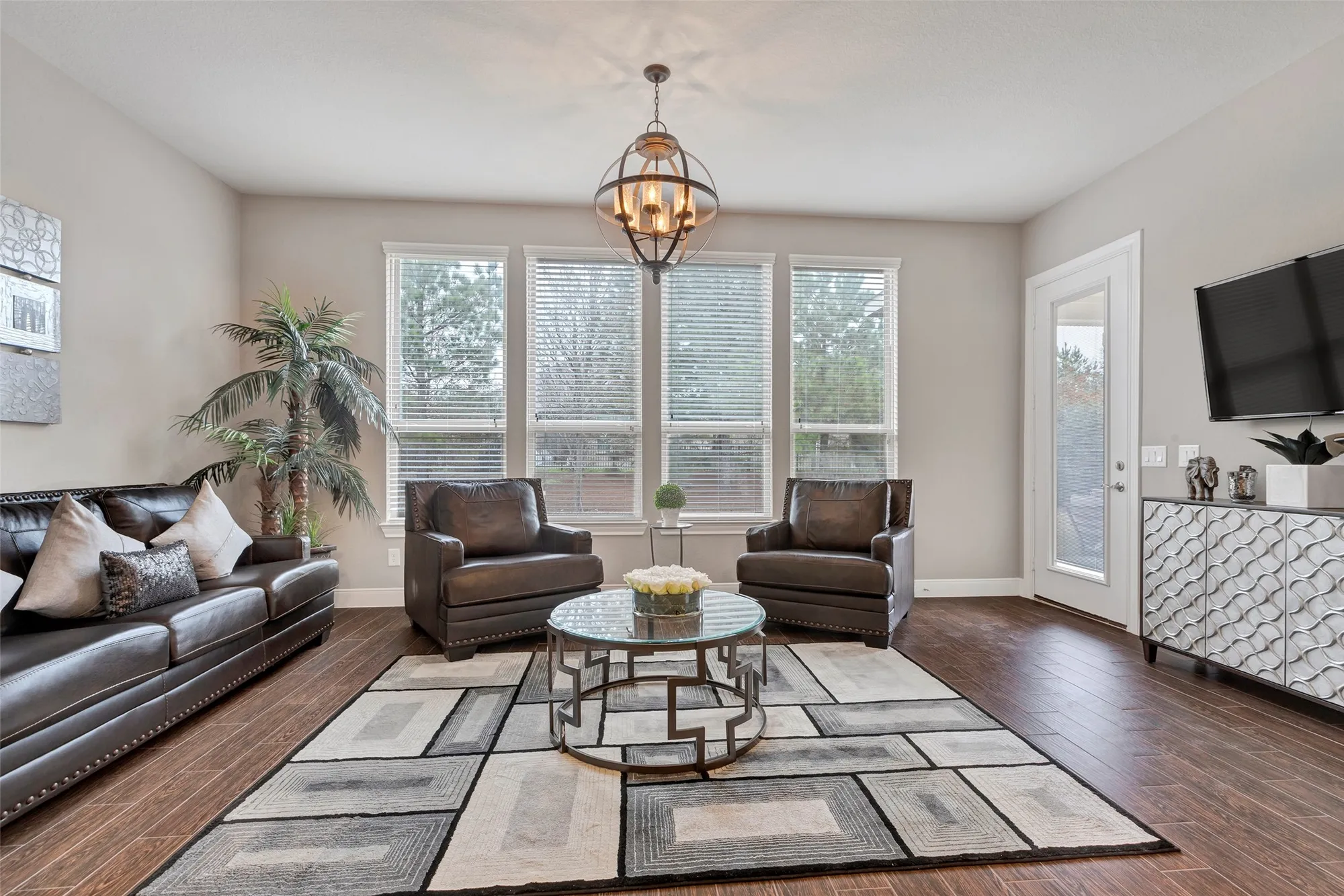 Property Slideshow image 18 of 39 | 342 kerry bog ln, Spring, TX, 77382