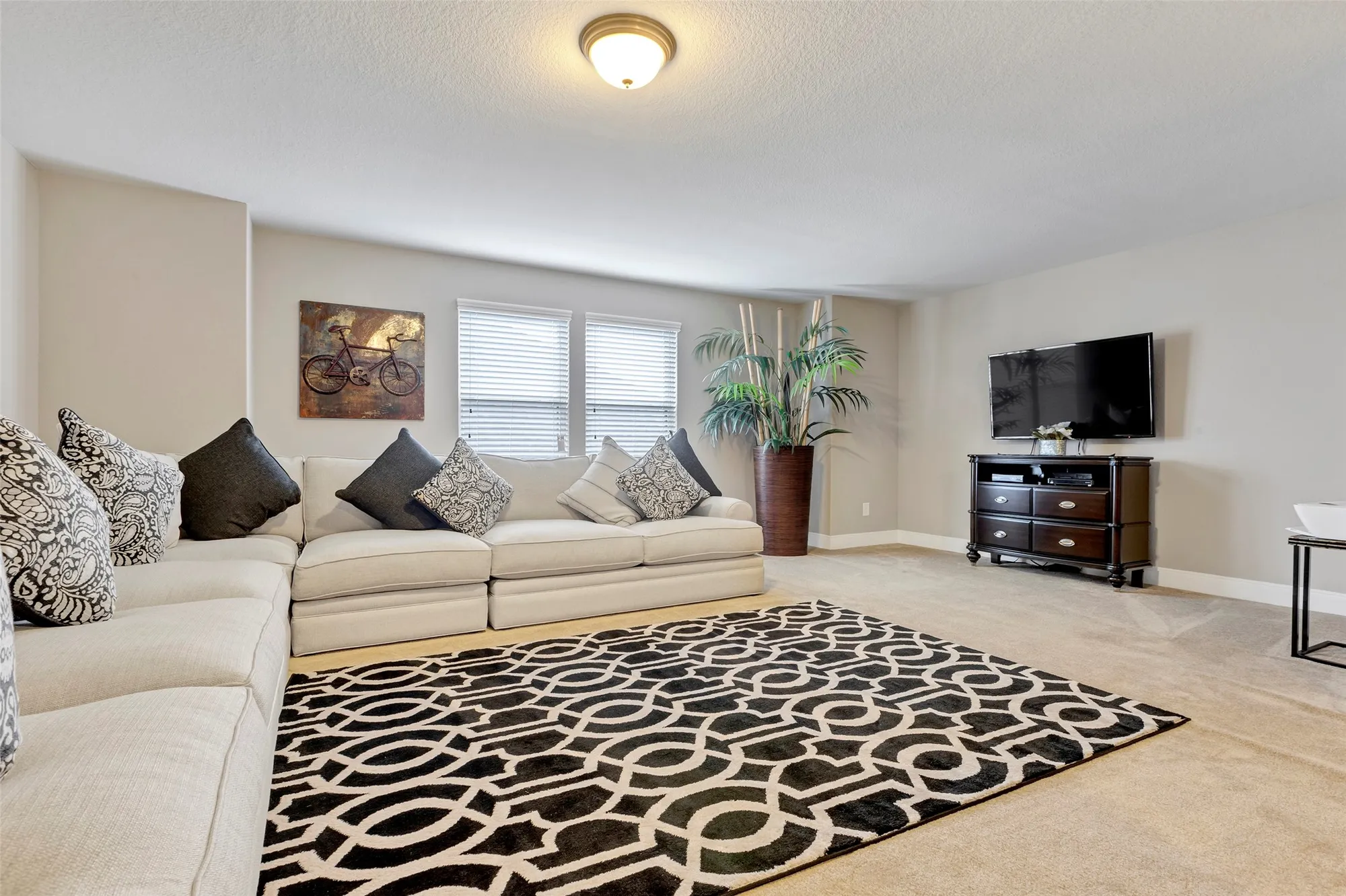 Property Slideshow image 31 of 39 | 342 kerry bog ln, Spring, TX, 77382