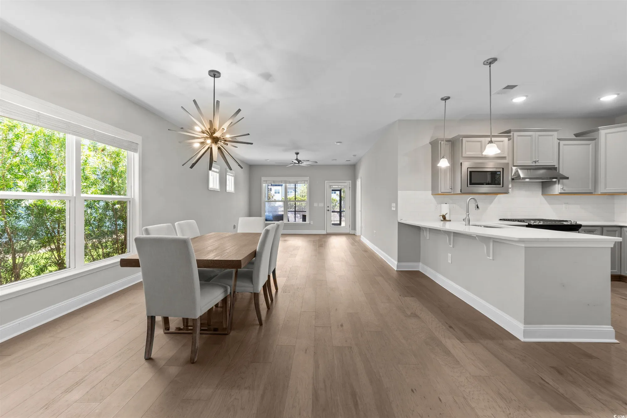 Property Slideshow image 5 of 39 | 6040 campanella st, Myrtle Beach, SC, 29577