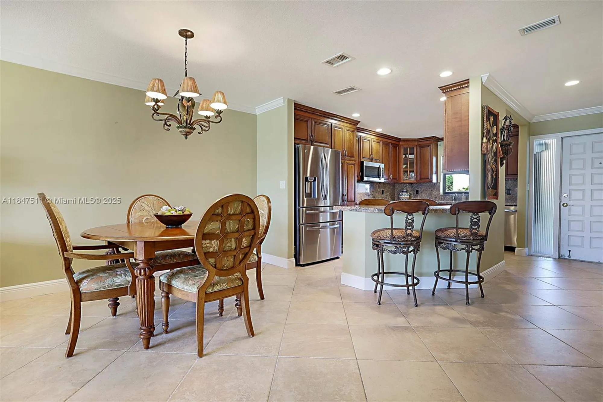 Property Slideshow image 10 of 41 | 100 intracoastal pl 102, Jupiter, FL, 33469