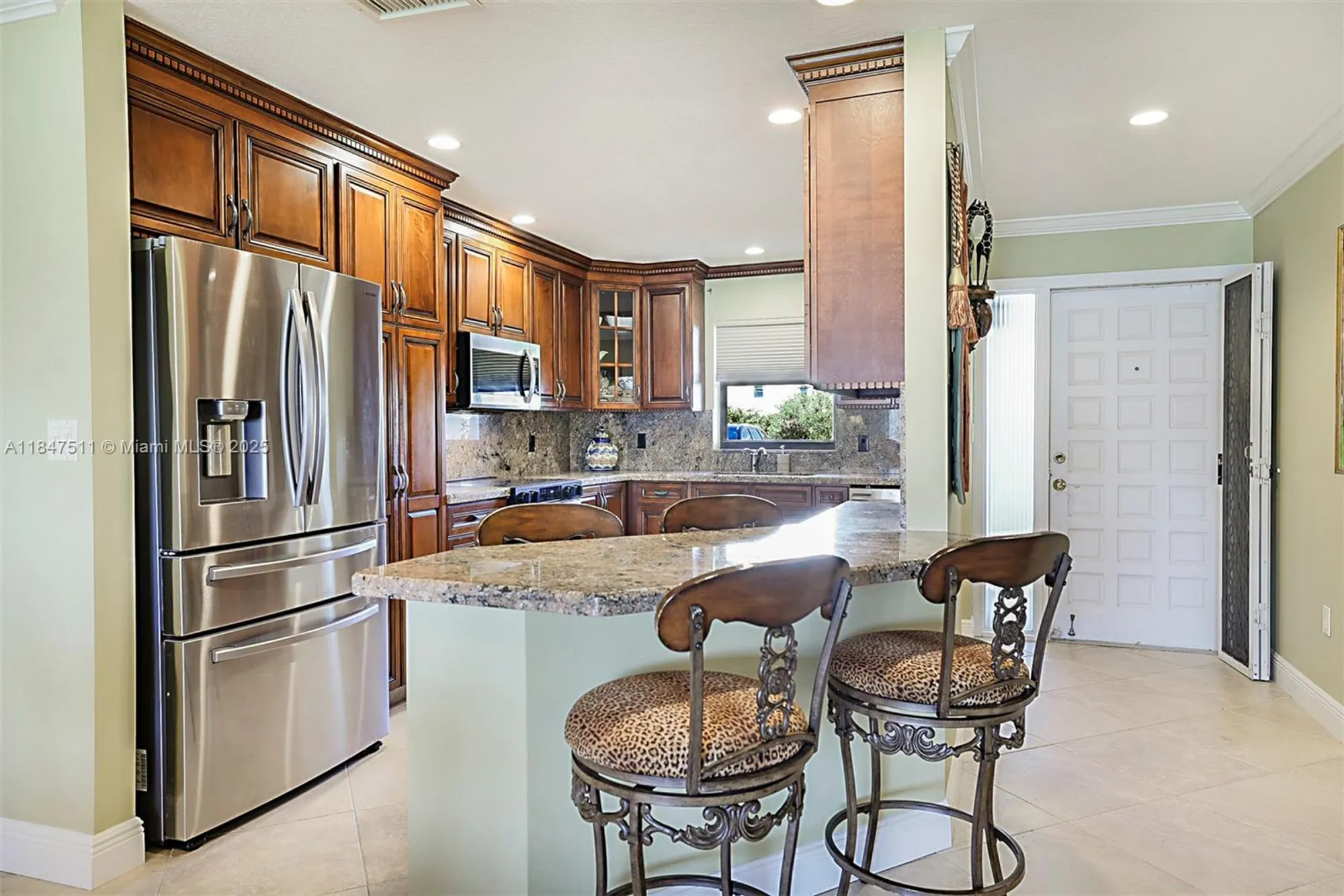 Property Slideshow image 11 of 41 | 100 intracoastal pl 102, Jupiter, FL, 33469