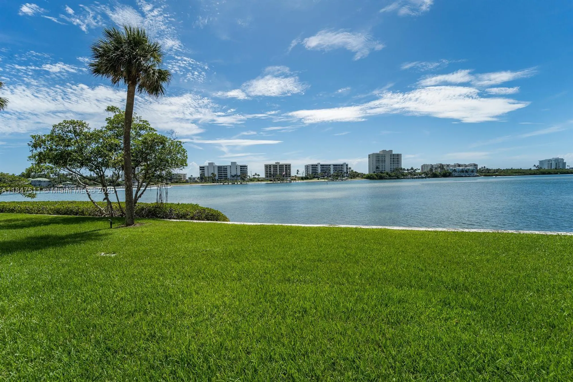 Property Slideshow image 40 of 41 | 100 intracoastal pl 102, Jupiter, FL, 33469