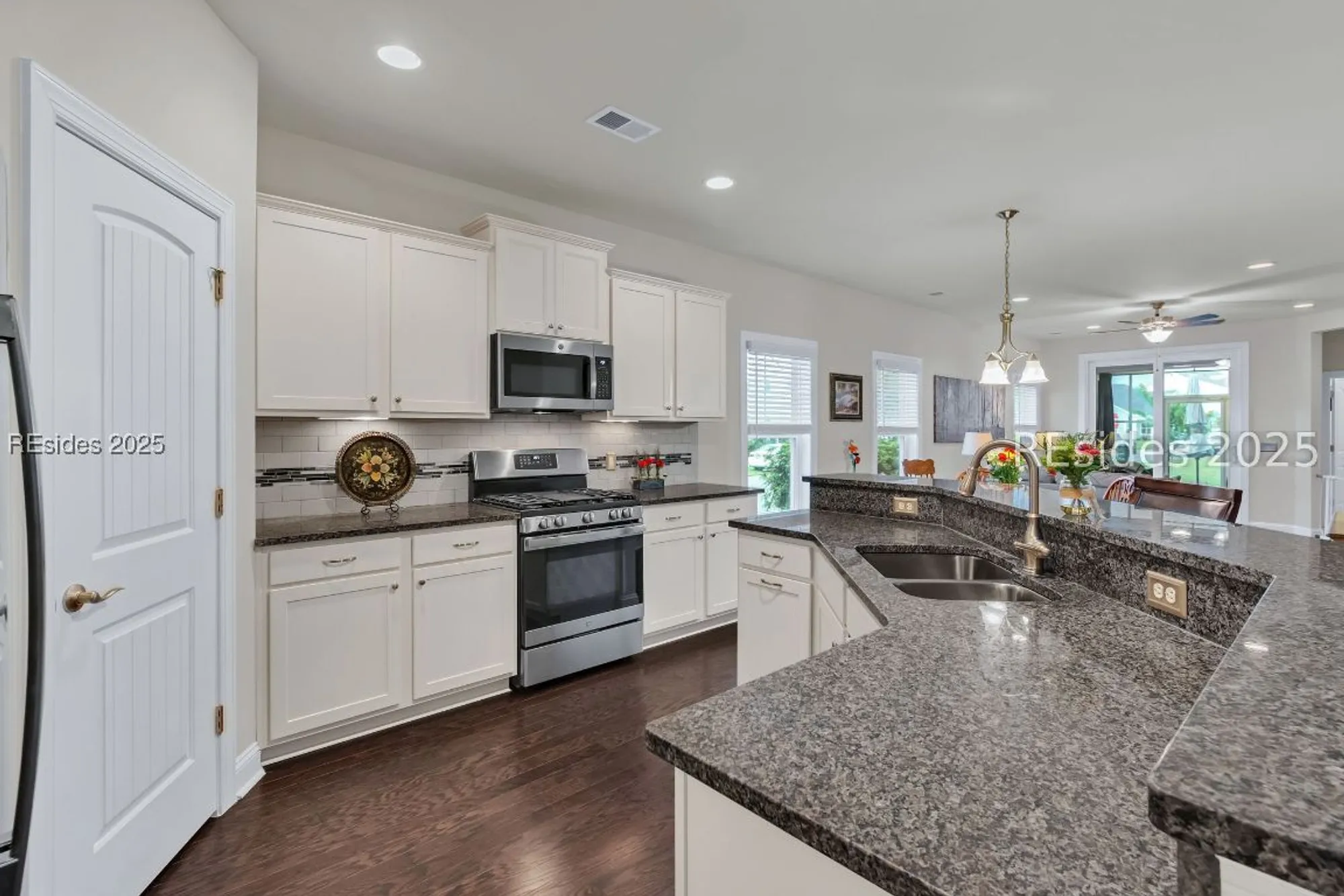 Property Slideshow image 16 of 47 | 165 redbud ln, Hardeeville, SC, 29927