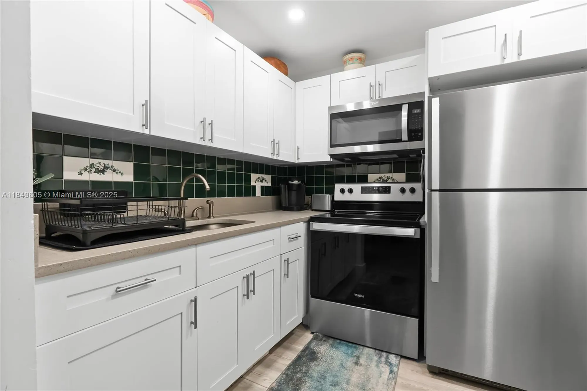 Property Slideshow image 10 of 26 | 275 farnham l # 275, Deerfield Beach, FL, 33442