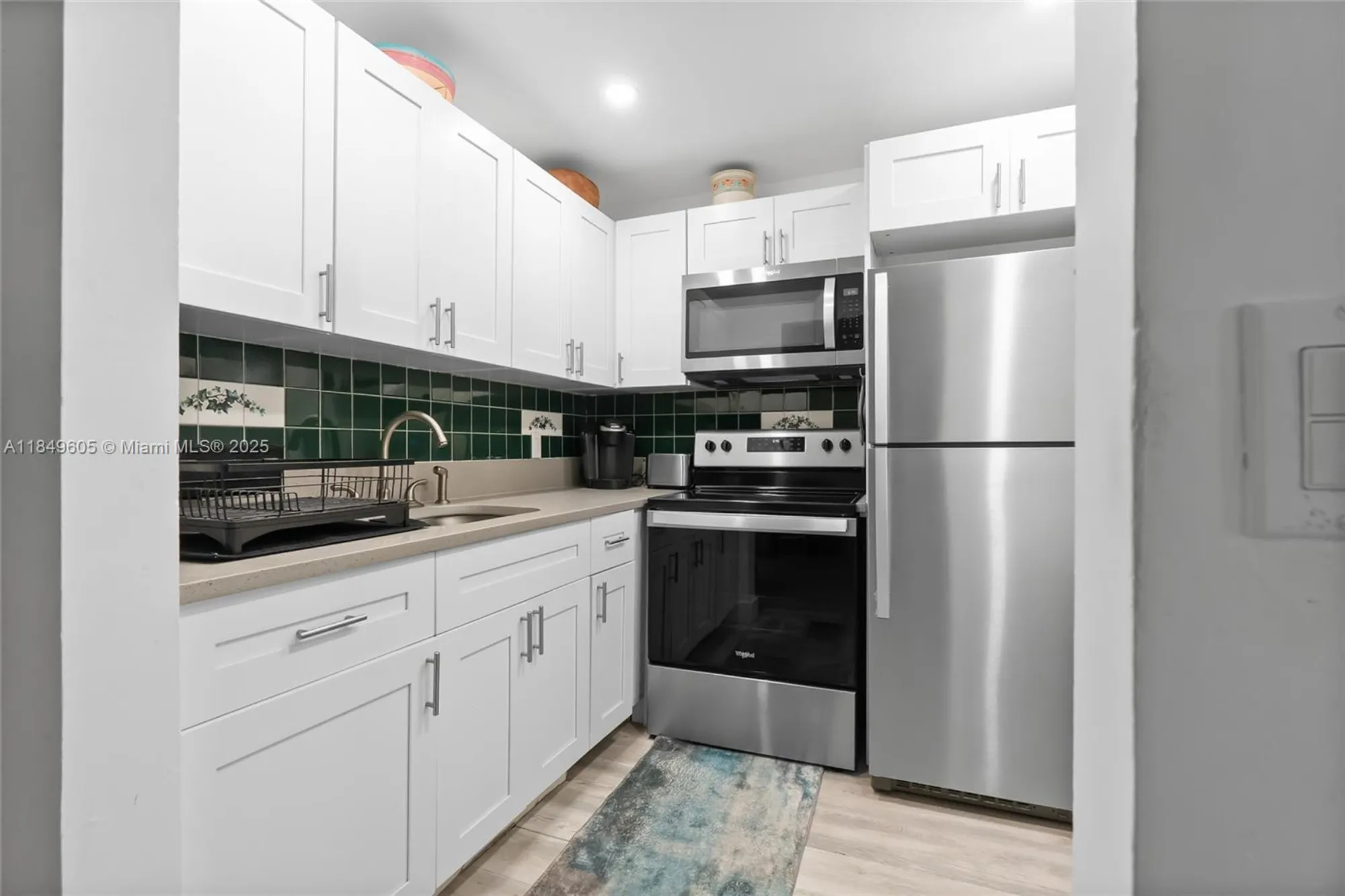 Property Slideshow image 11 of 26 | 275 farnham l # 275, Deerfield Beach, FL, 33442