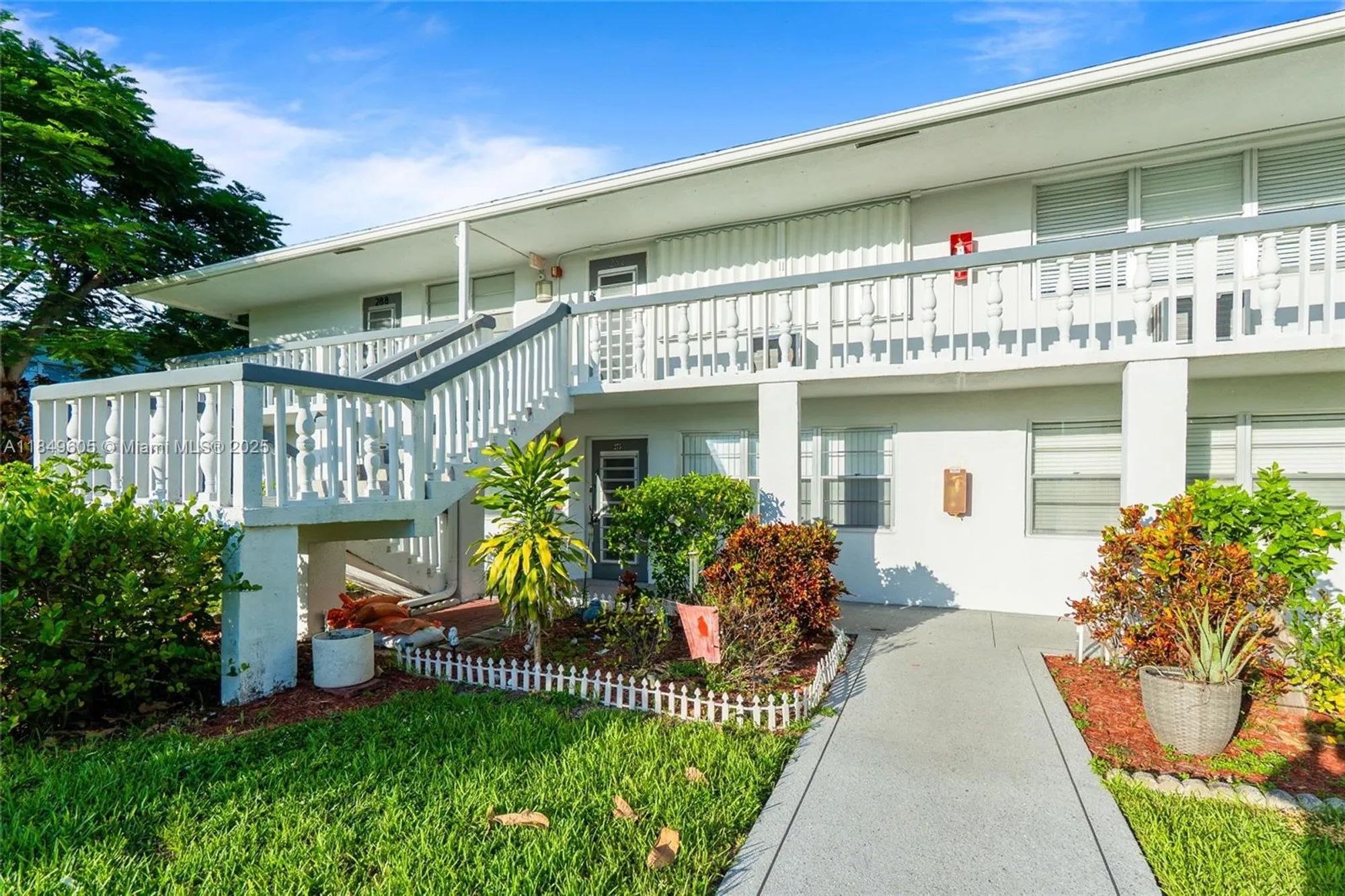 Property Slideshow image 24 of 26 | 275 farnham l # 275, Deerfield Beach, FL, 33442