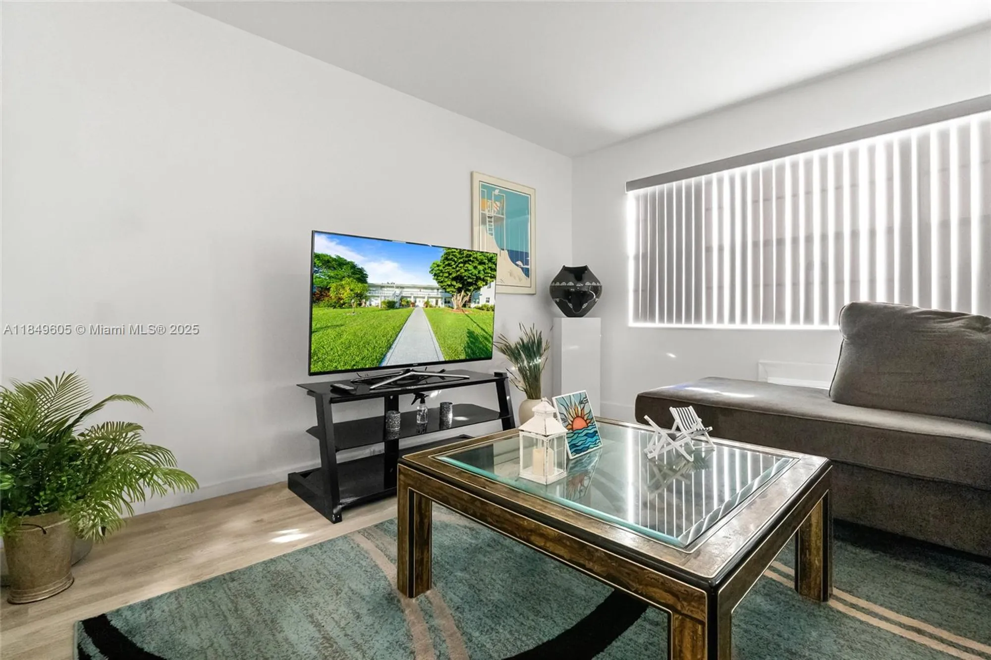 Property Slideshow image 23 of 26 | 275 farnham l # 275, Deerfield Beach, FL, 33442
