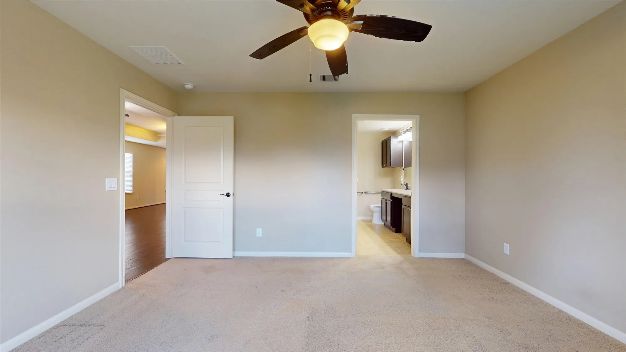 Property Slideshow image 17 of 32 | 2951 coral berry ct, Richmond, TX, 77469