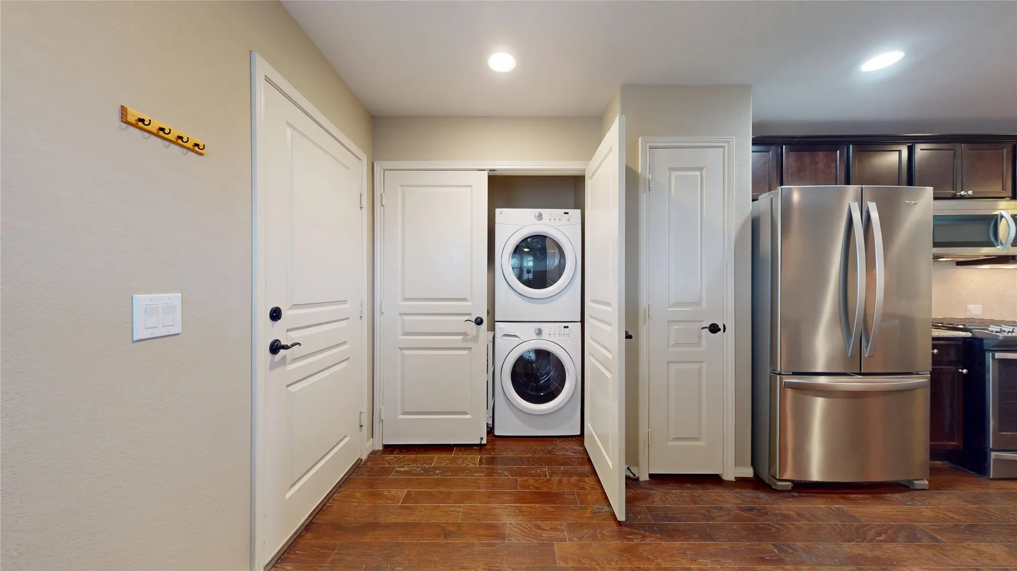 Property Slideshow image 13 of 32 | 2951 coral berry ct, Richmond, TX, 77469