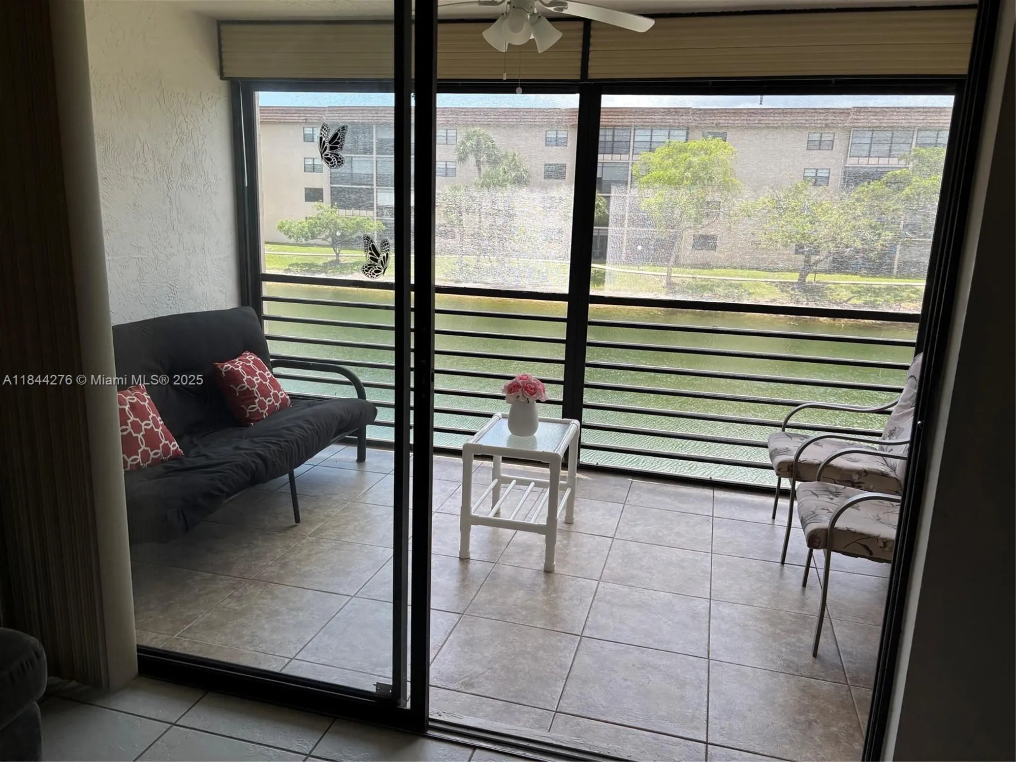 Property Slideshow image 8 of 31 | 4940 e sabal palm blvd 205, Tamarac, FL, 33319