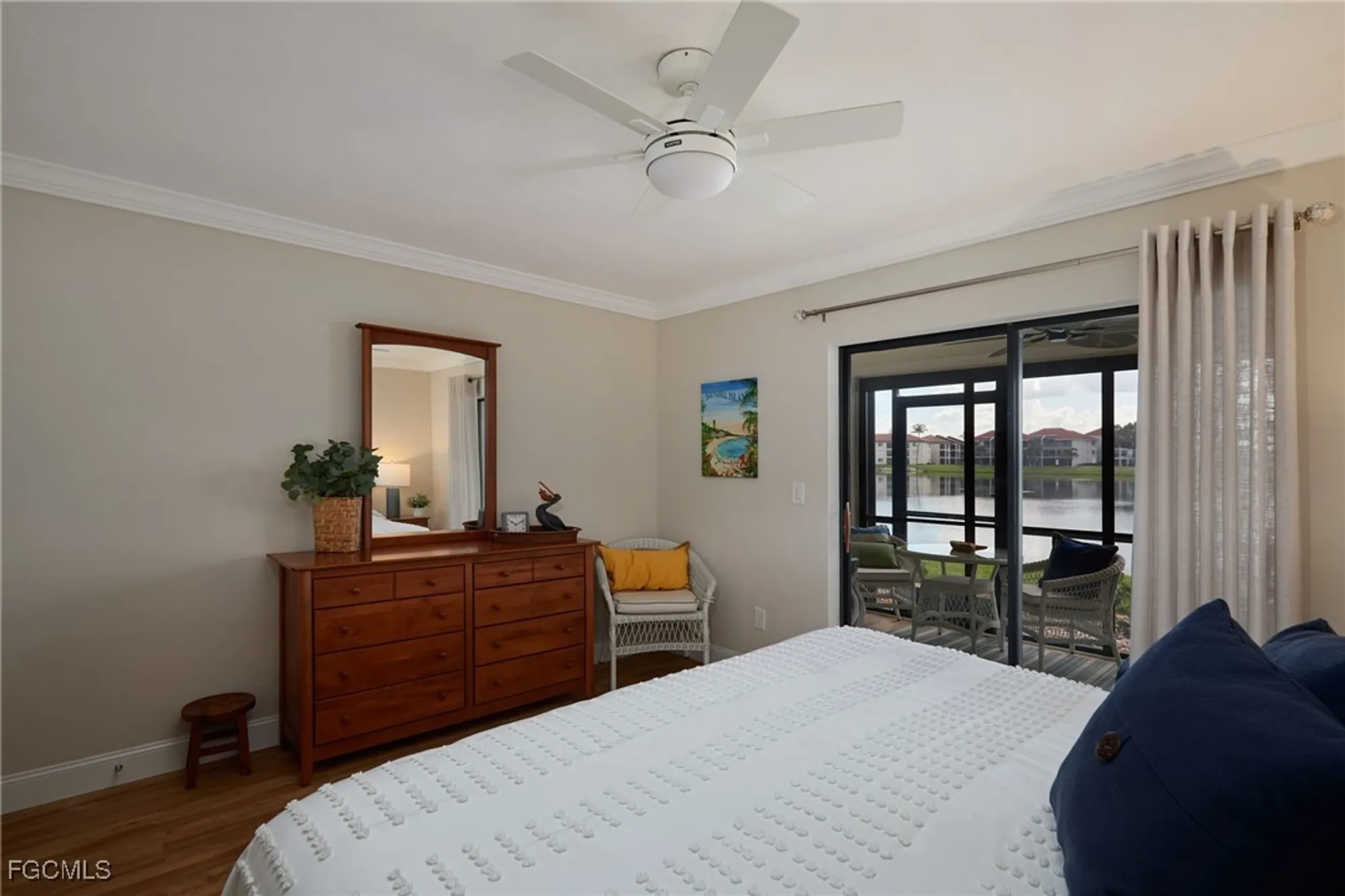 Property Slideshow image 12 of 22 | 11140 caravel cir 106, Fort Myers, FL, 33908