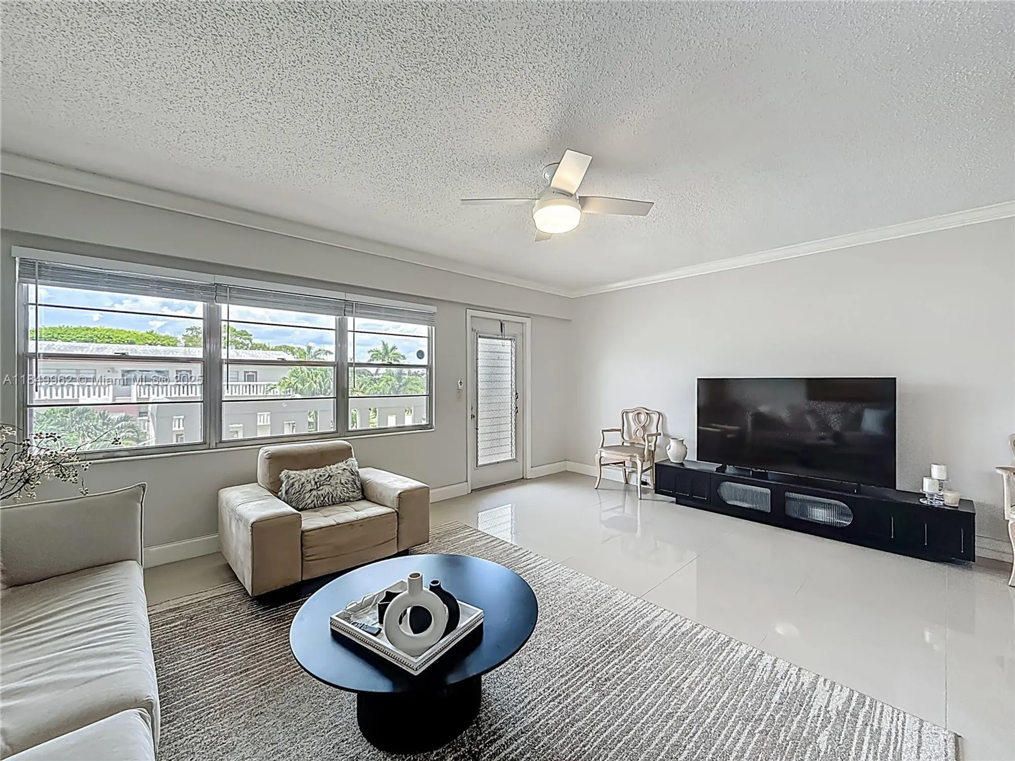 Property Slideshow image 11 of 41 | 618 fanshaw o # 618, Boca Raton, FL, 33434
