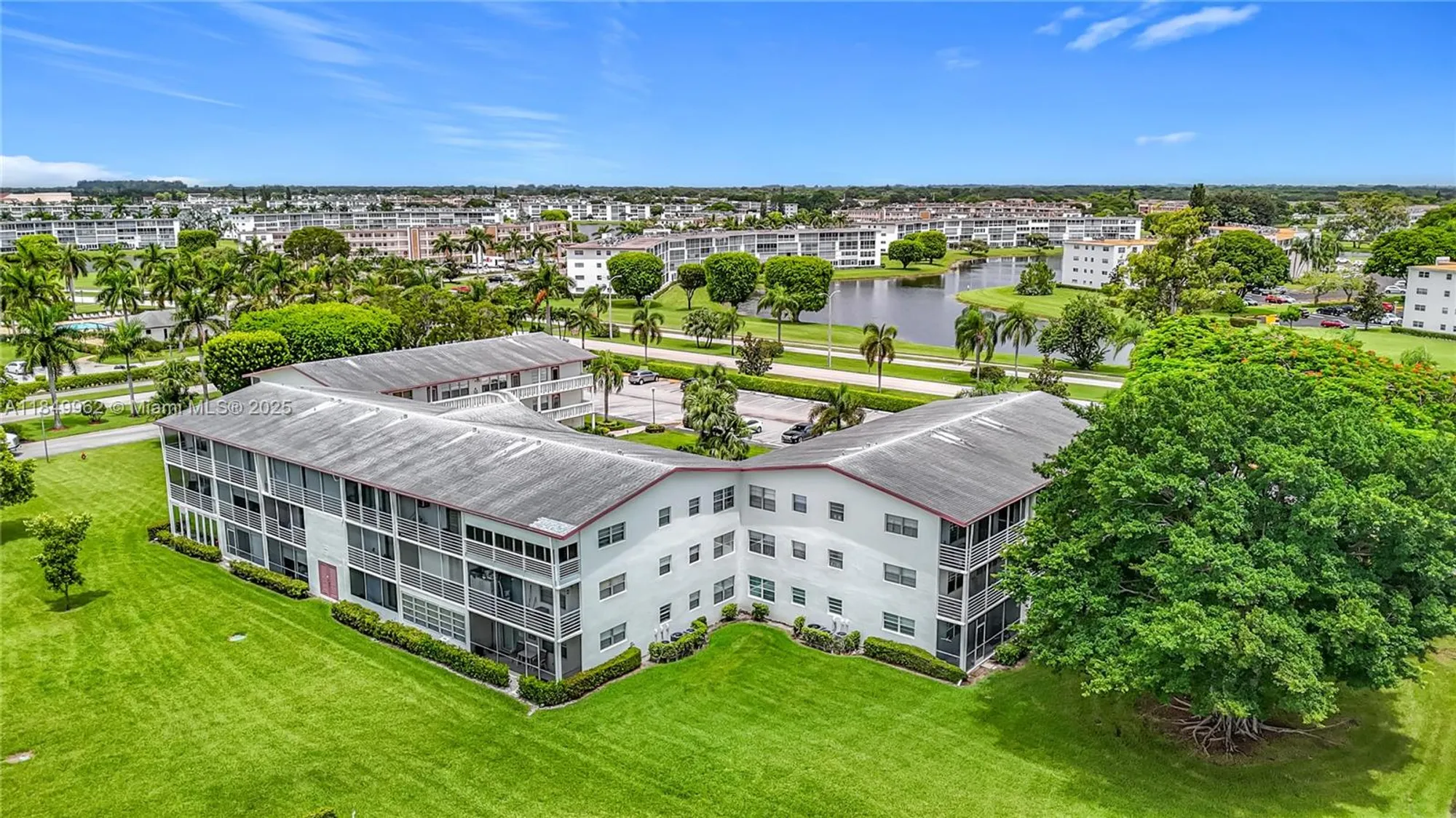 Property Slideshow image 39 of 41 | 618 fanshaw o # 618, Boca Raton, FL, 33434