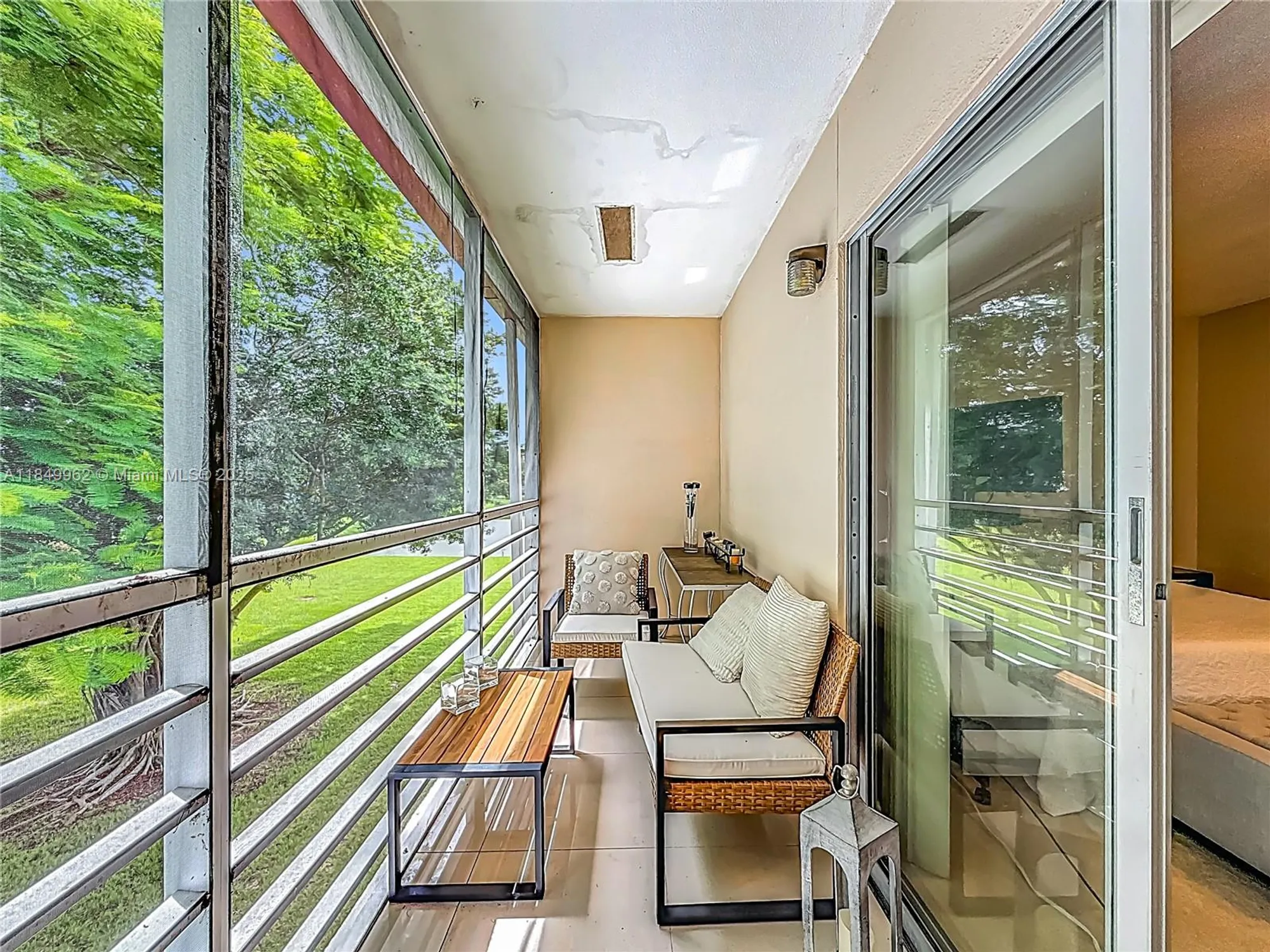 Property Slideshow image 32 of 41 | 618 fanshaw o # 618, Boca Raton, FL, 33434