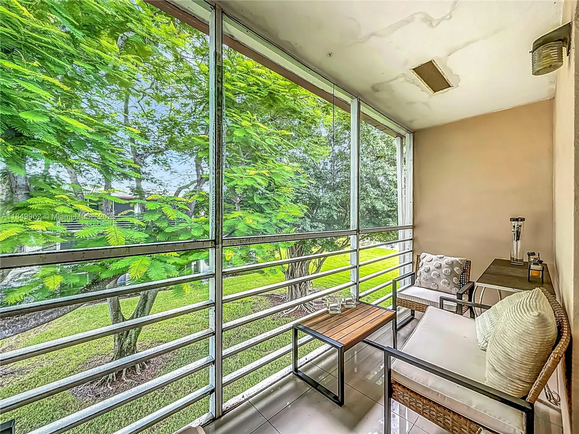 Property Slideshow image 33 of 41 | 618 fanshaw o # 618, Boca Raton, FL, 33434