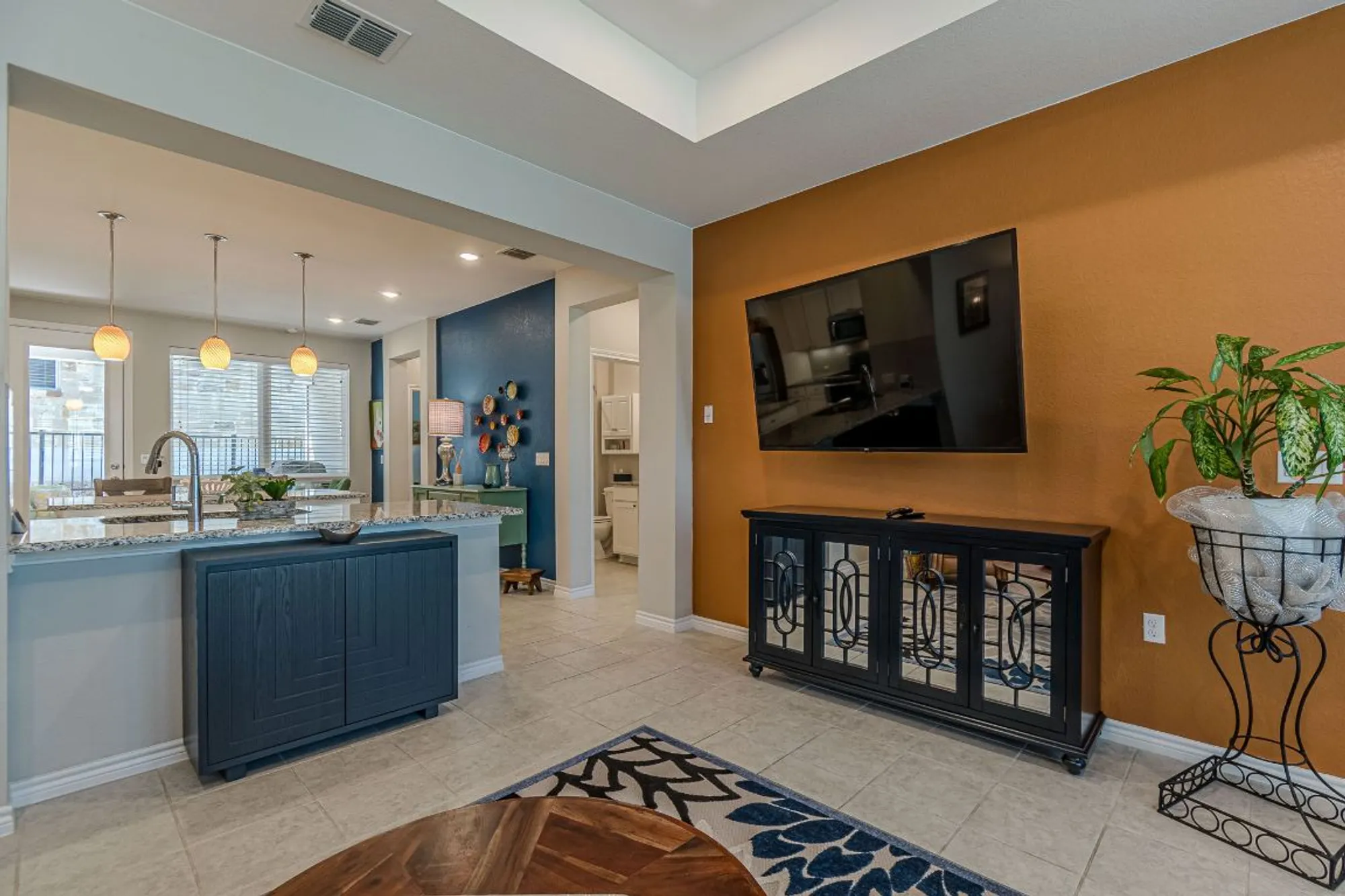 Property Slideshow image 9 of 40 | 108 mulligan dr unit 103, San Marcos, TX, 78666