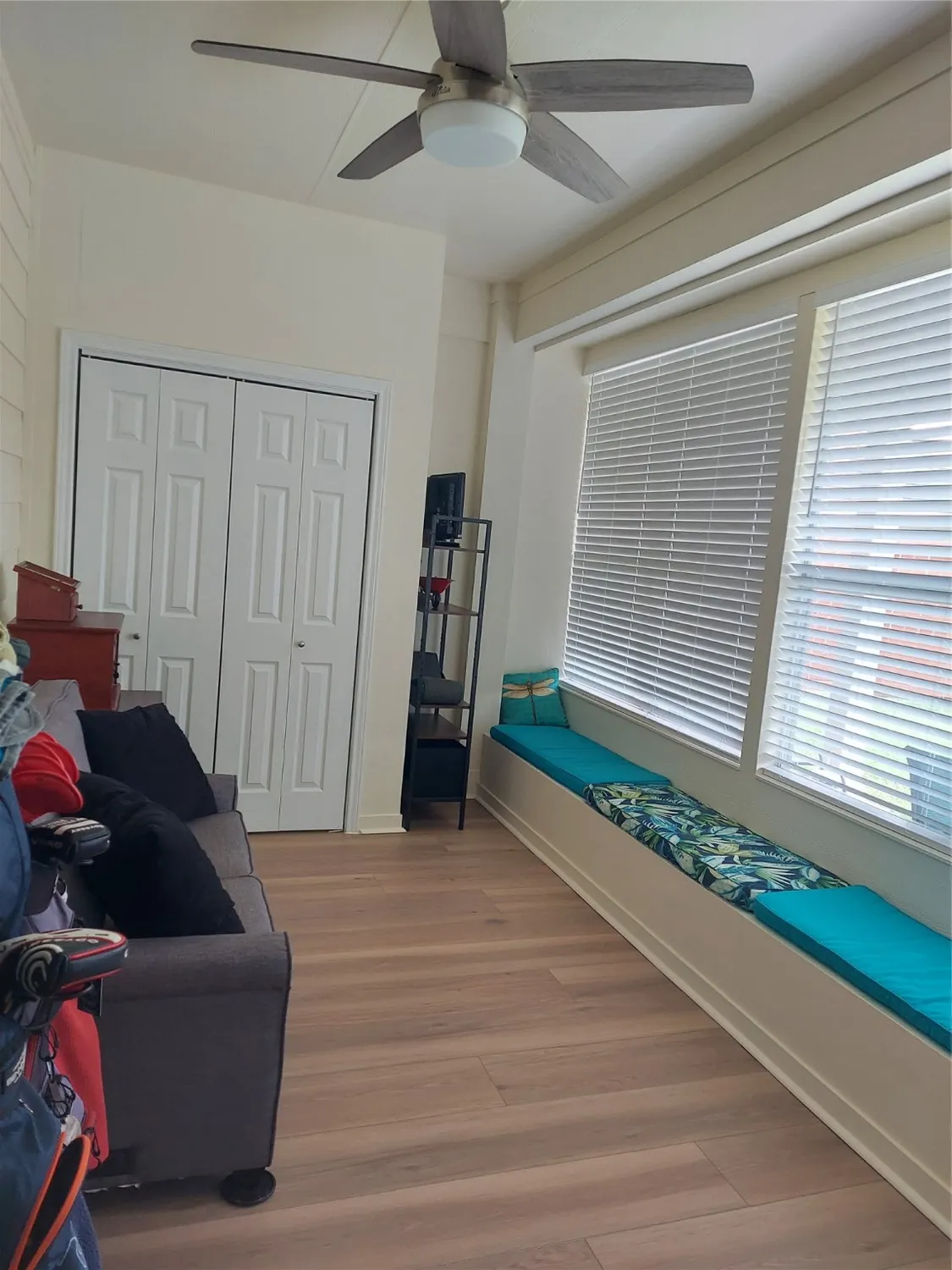 Property Slideshow image 24 of 31 | 2211 w marsala dr, Pearland, TX, 77581