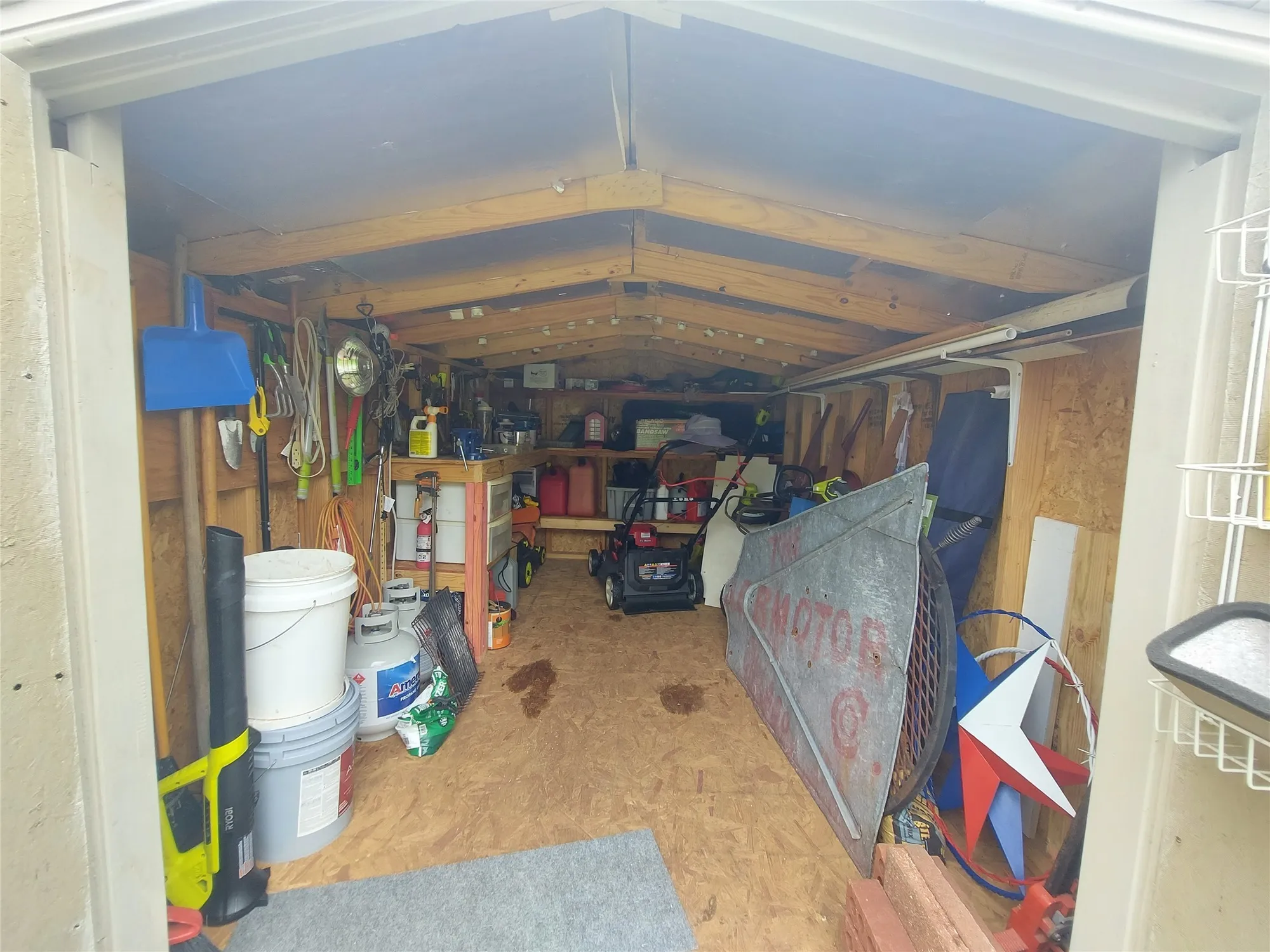 Property Slideshow image 30 of 31 | 2211 w marsala dr, Pearland, TX, 77581