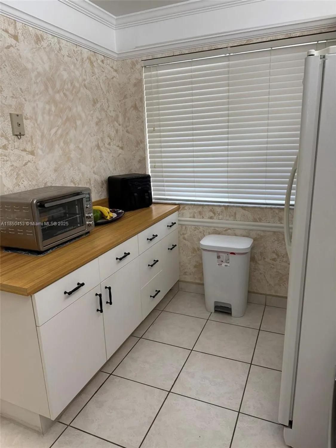 Property Slideshow image 19 of 43 | 3581 inverrary dr 108, Lauderhill, FL, 33319