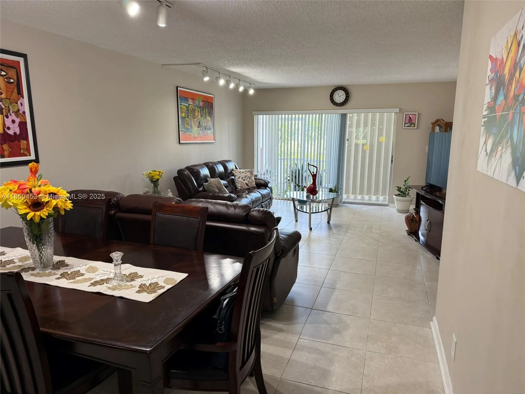 Property Slideshow image 30 of 43 | 3581 inverrary dr 108, Lauderhill, FL, 33319