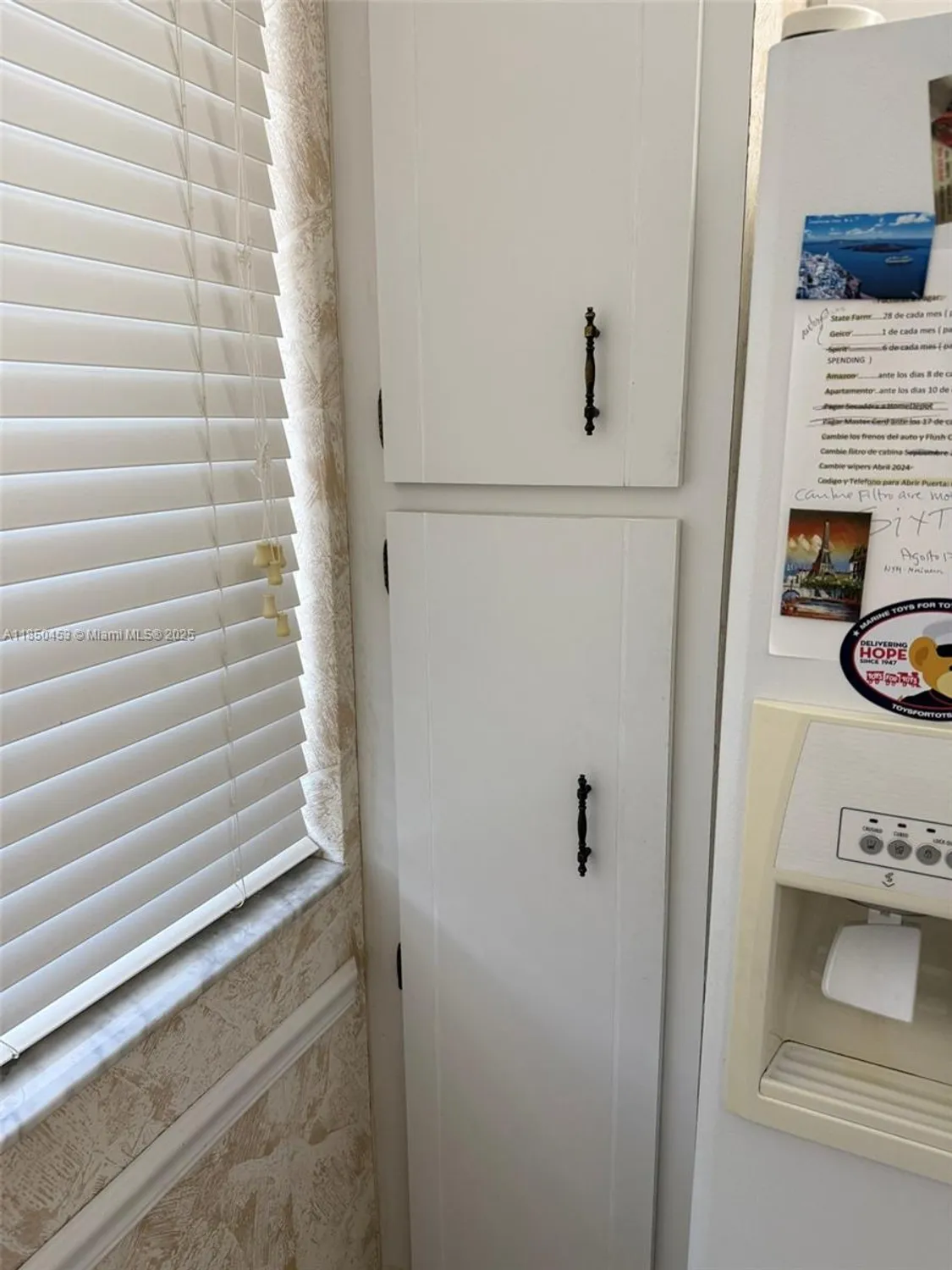 Property Slideshow image 9 of 43 | 3581 inverrary dr 108, Lauderhill, FL, 33319