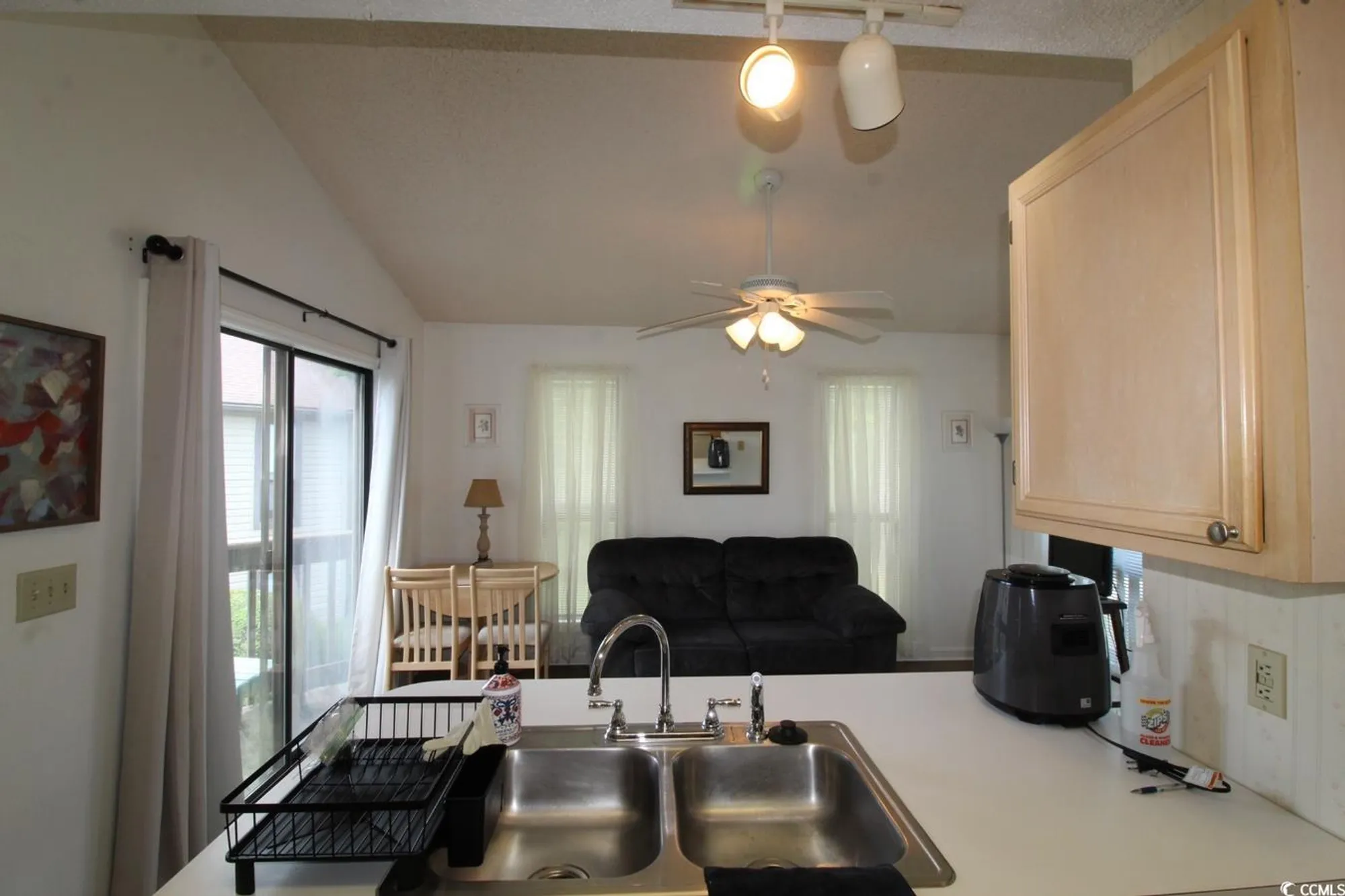 Property Slideshow image 7 of 18 | 408 tree top ct # 8-b, Myrtle Beach, SC, 29588